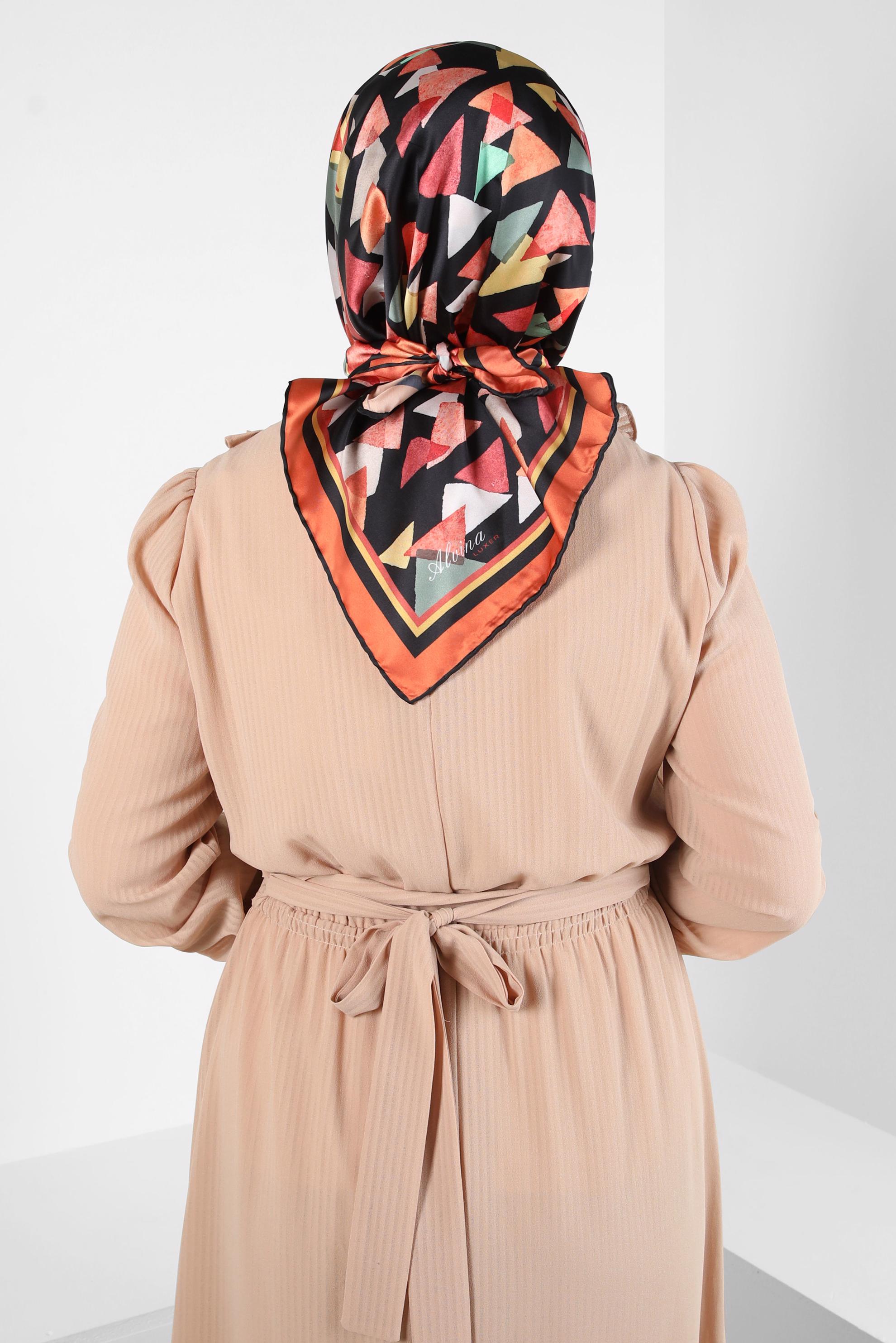 Tesettür giyim SİYAH ALVİNA DESENLİ EŞARP 8408