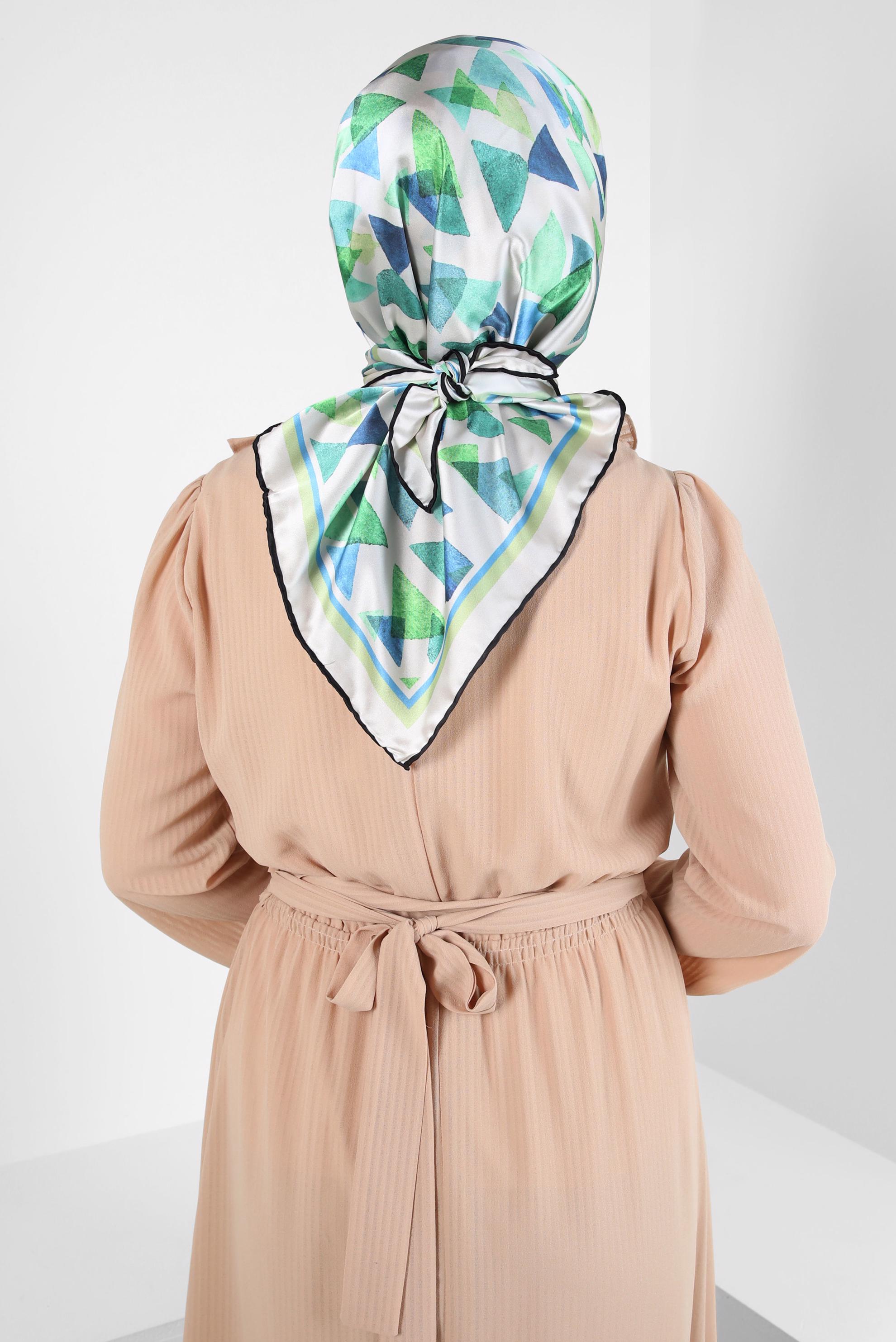 Tesettür giyim YEŞİL ALVİNA DESENLİ EŞARP 8408