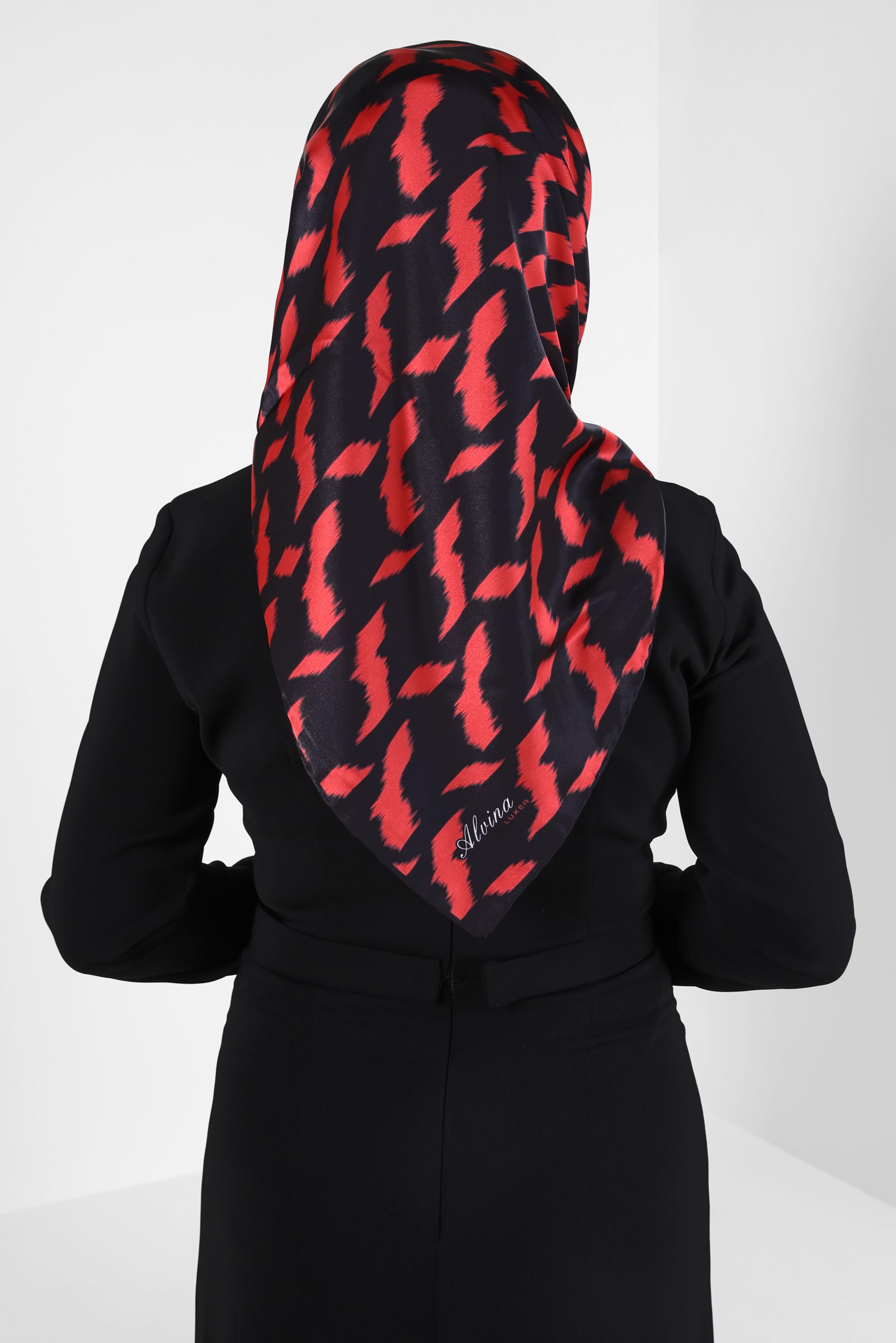 Tesettür giyim SİYAH ALVİNA DESENLİ EŞARP 8409