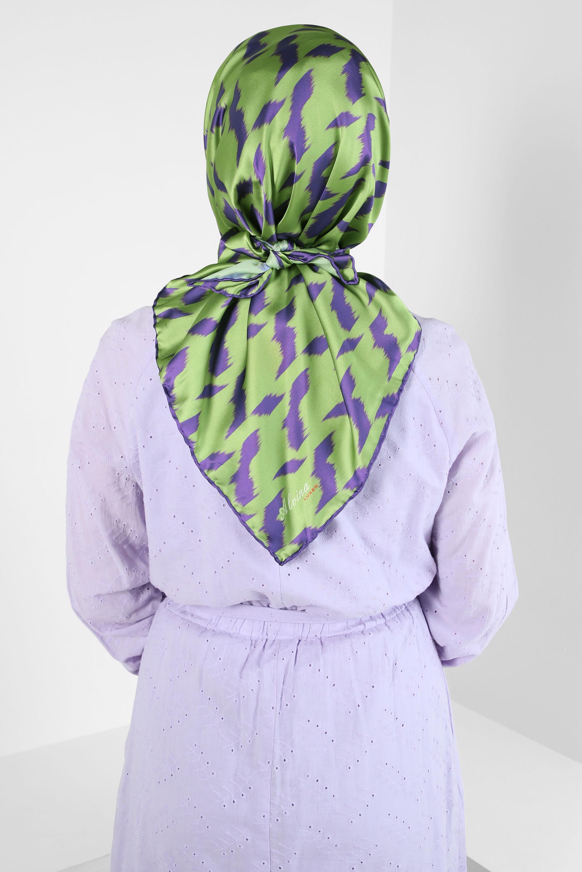 Tesettür giyim MOR ALVİNA DESENLİ EŞARP 8409