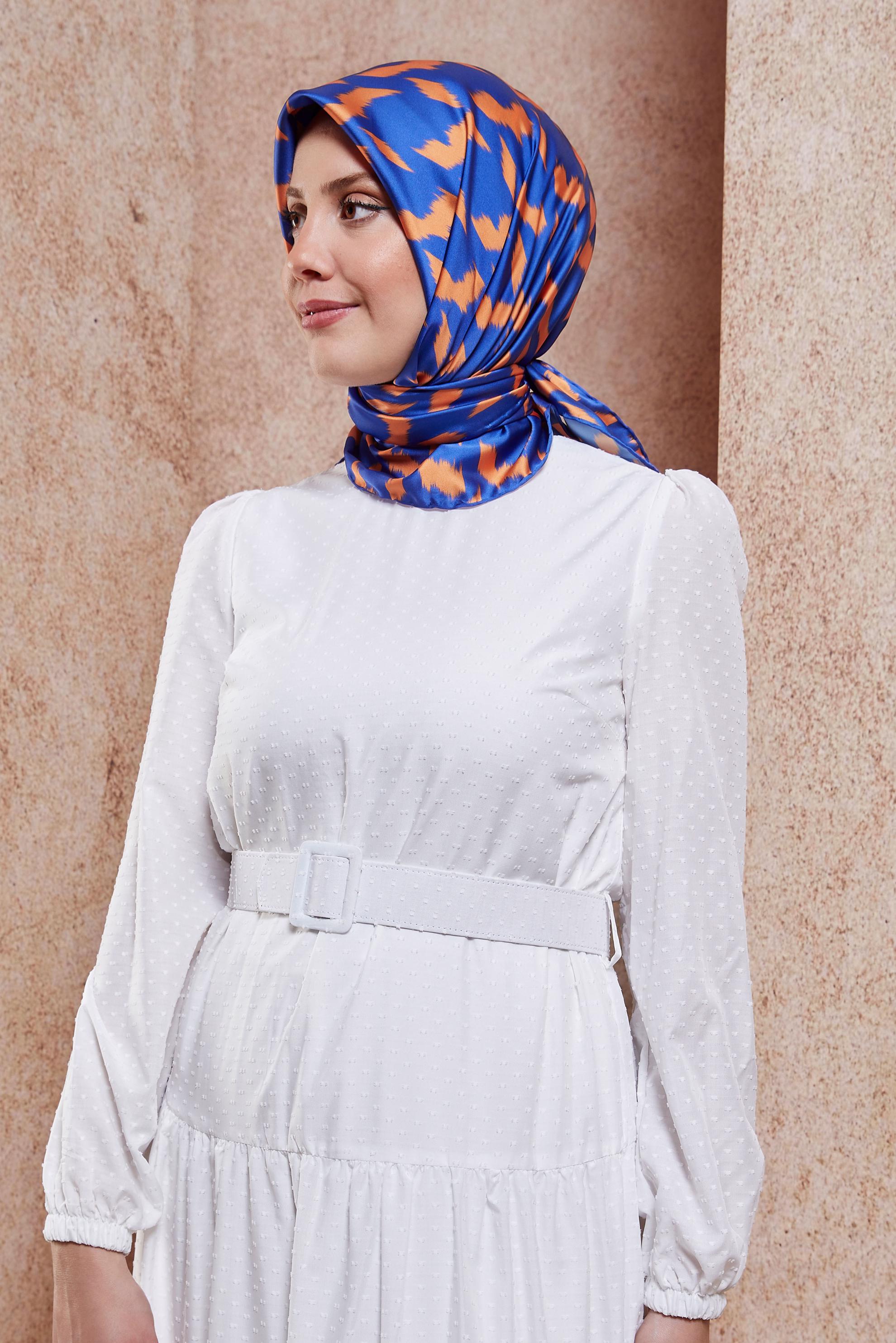 Tesettür giyim LACİVERT ALVİNA DESENLİ EŞARP 8409