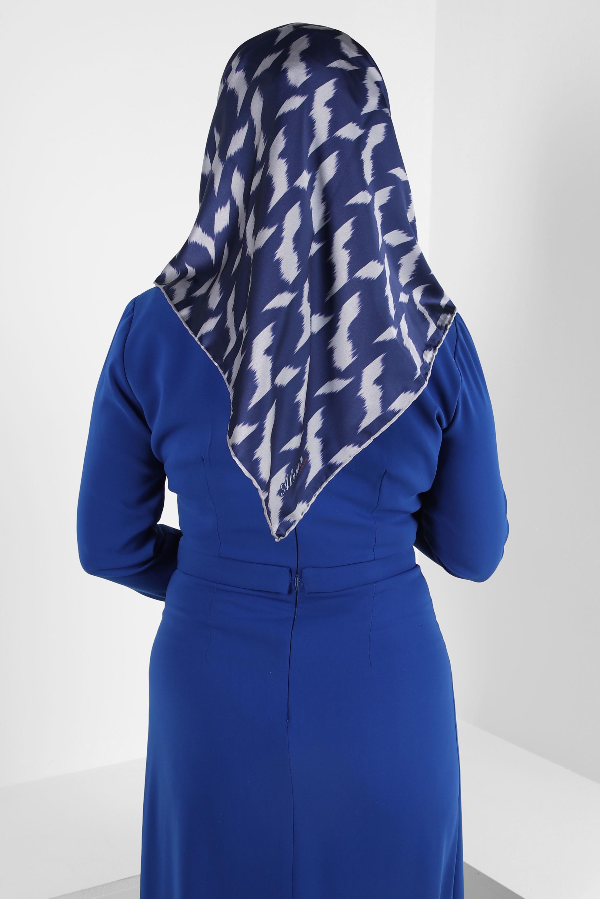 Tesettür giyim LACİVERT ALVİNA DESENLİ EŞARP 8409