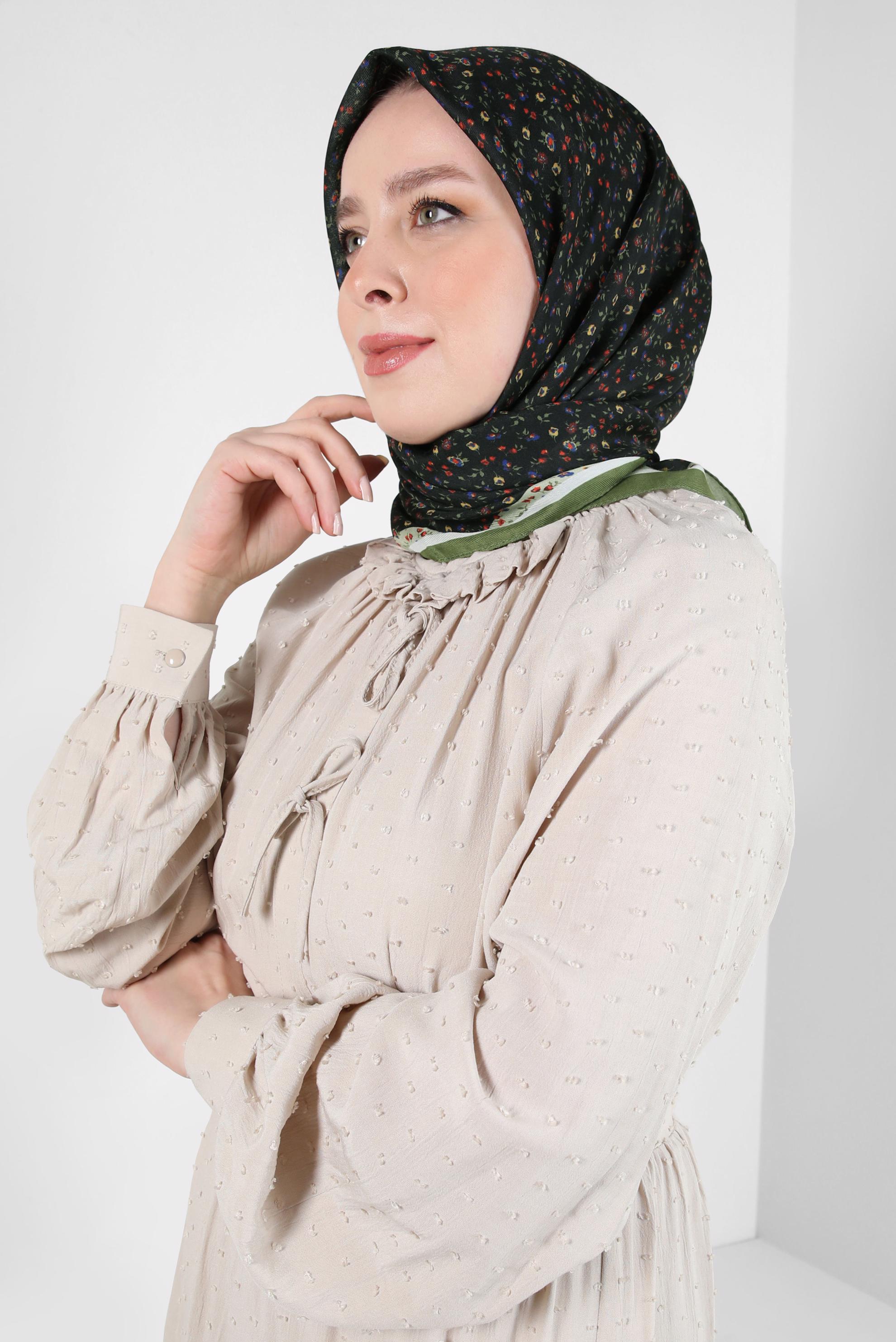 Tesettür giyim HAKİ ALVİNA DESENLİ SOFT EŞARP 8411