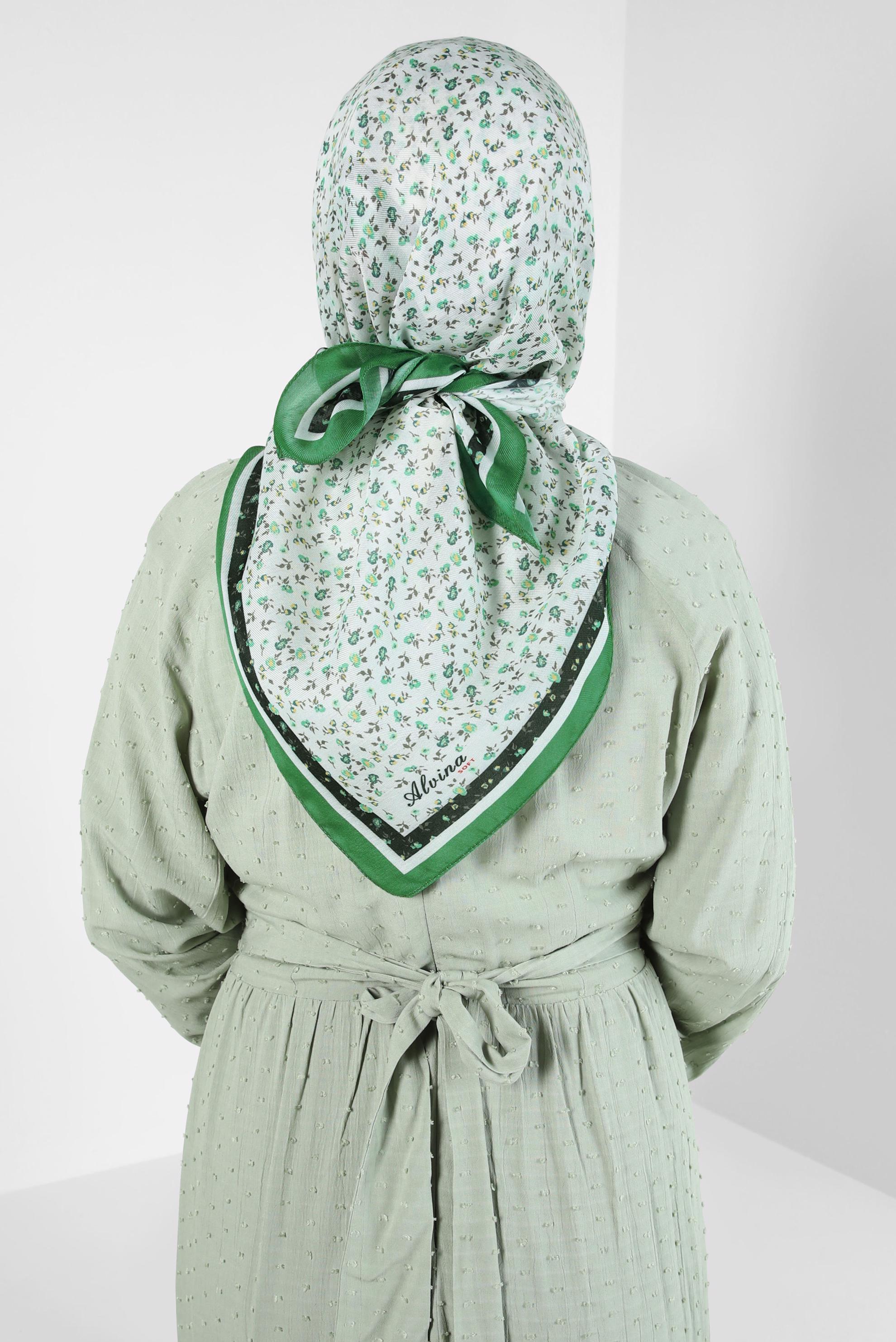 Tesettür giyim YEŞİL ALVİNA DESENLİ SOFT EŞARP 8411