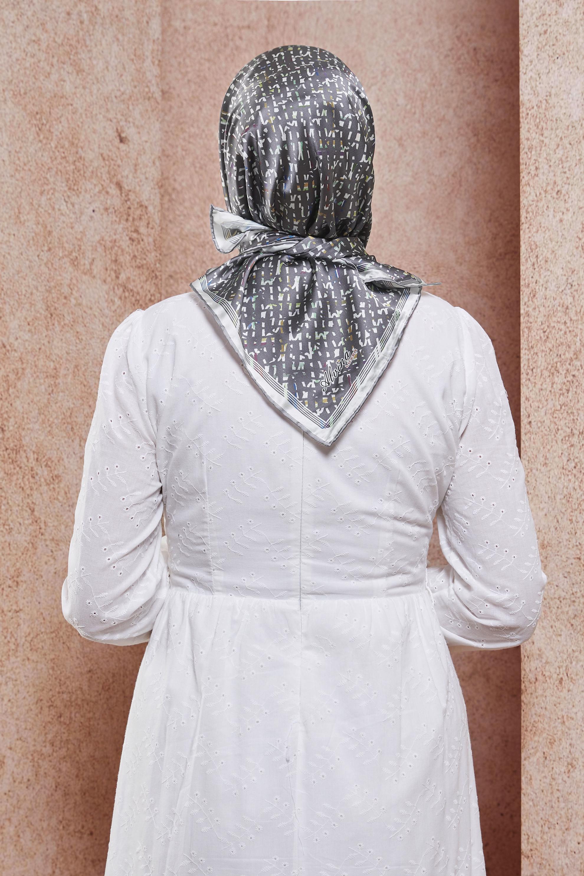 Tesettür giyim GRİ ALVİNA DESENLİ EŞARP 8412