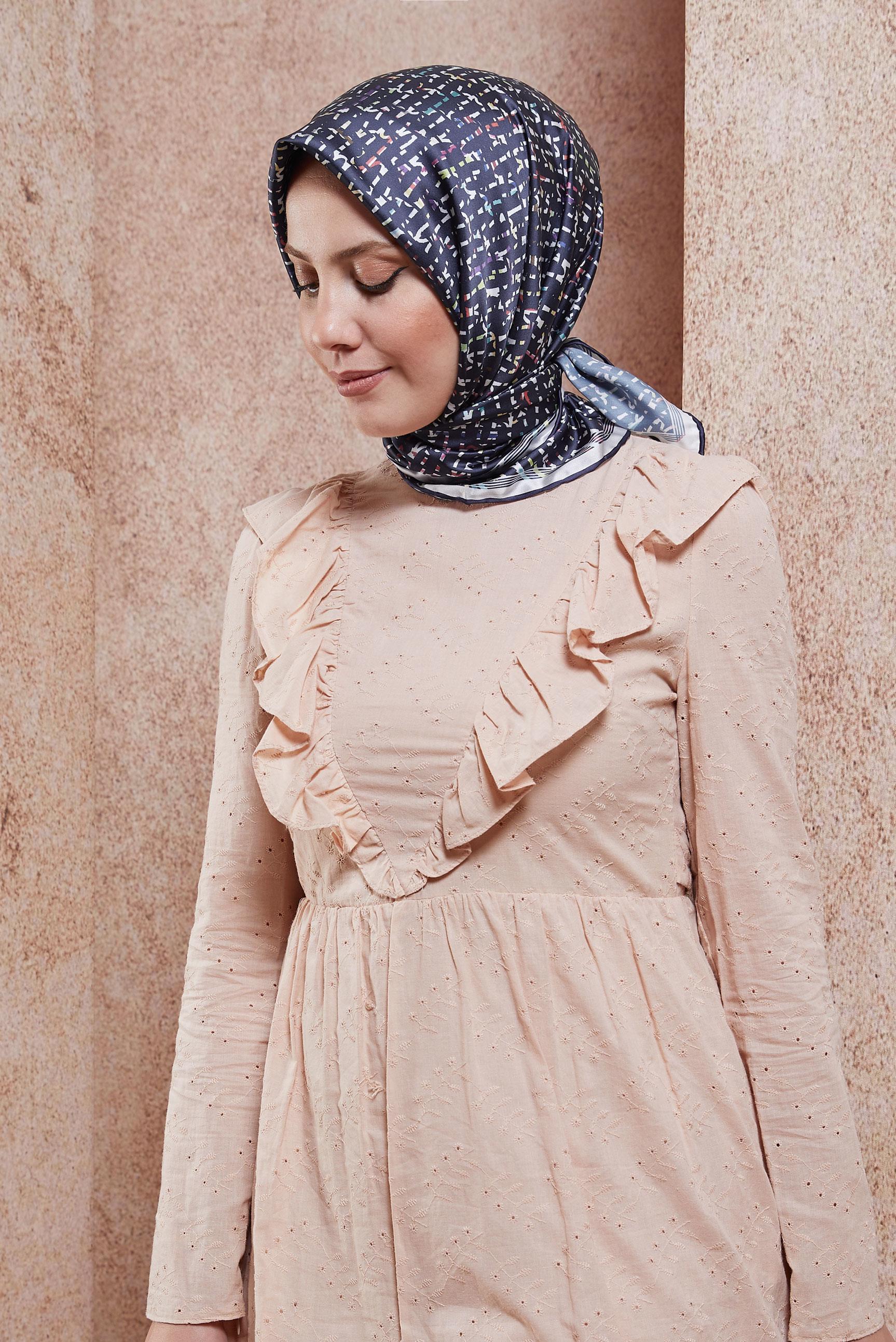 Tesettür giyim LACİVERT ALVİNA DESENLİ EŞARP 8412