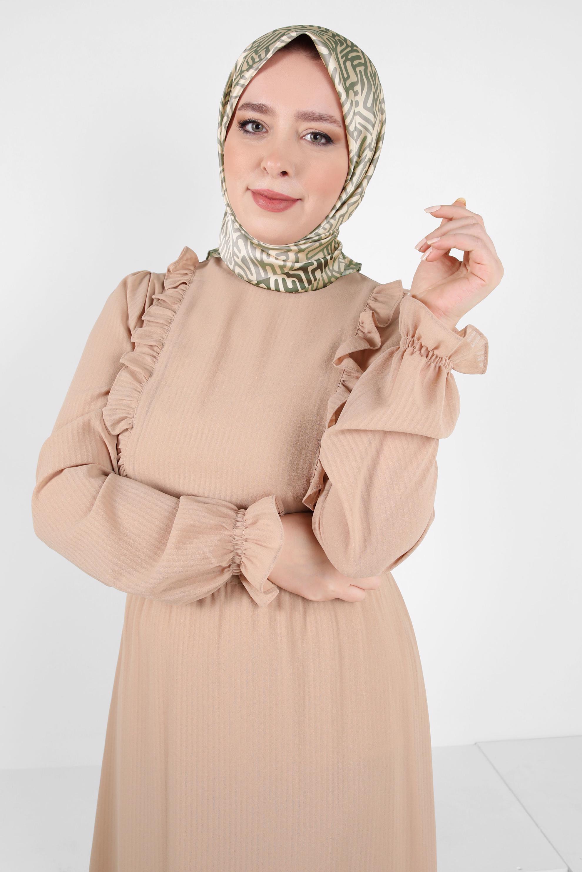Tesettür giyim BEJ ALVİNA DESENLİ EŞARP 8414