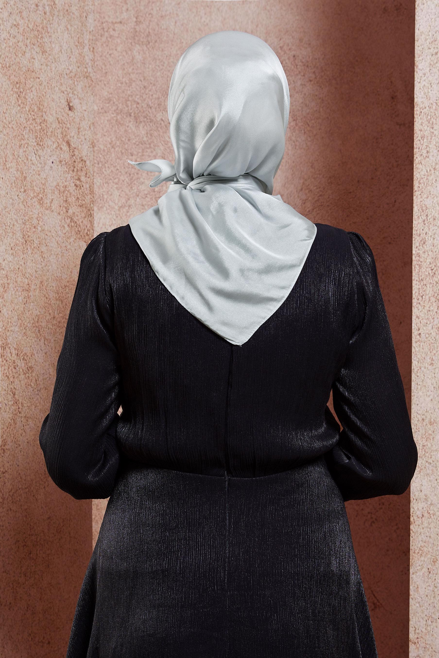 Tesettür giyim GÜMÜŞ  ALVİNA EŞARP 8422