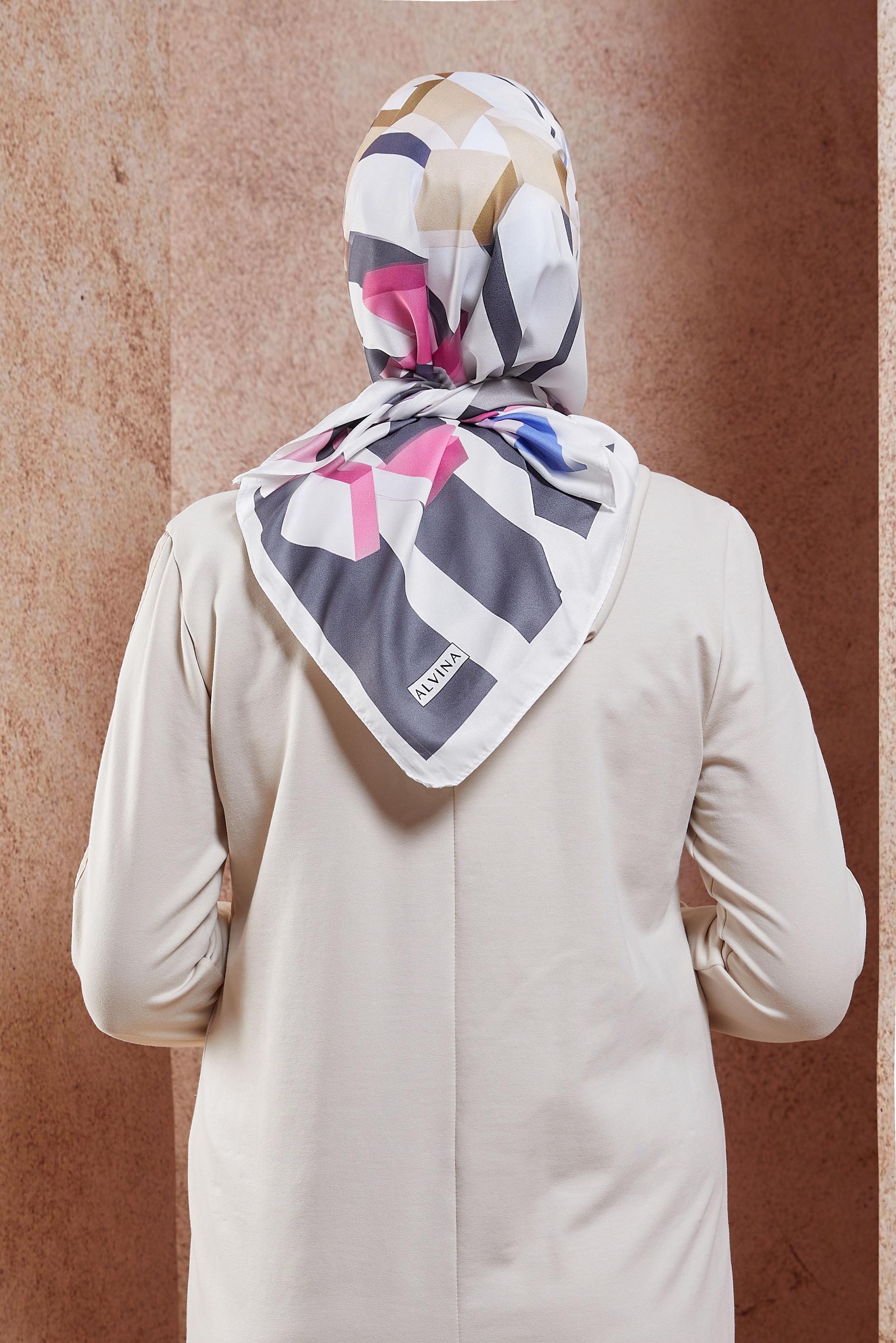 Tesettür giyim GRİ ALVİNA DESENLİ EŞARP 8424