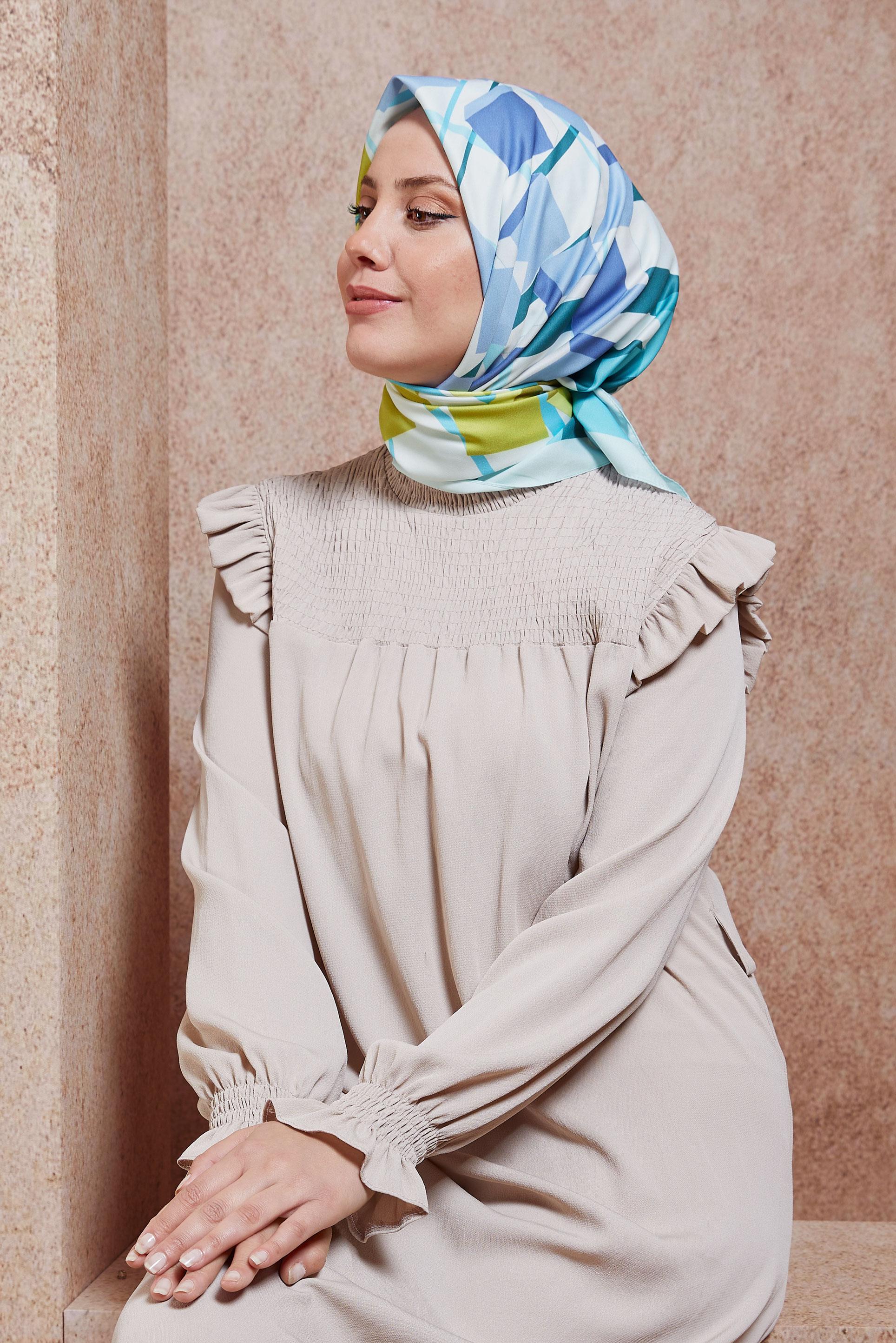 Tesettür giyim MAVİ ALVİNA DESENLİ EŞARP 8424