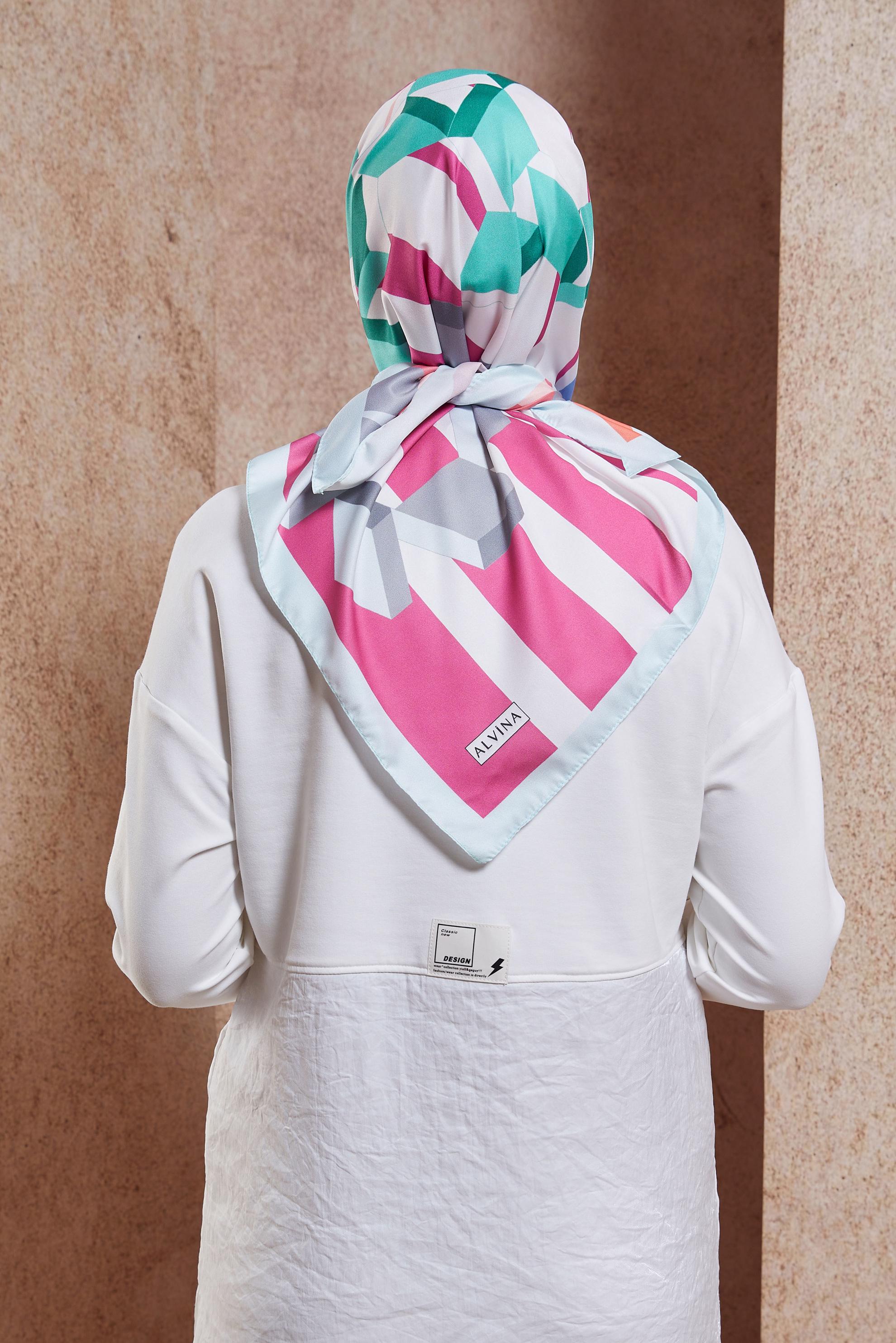 Tesettür giyim MAVİ ALVİNA DESENLİ EŞARP 8424