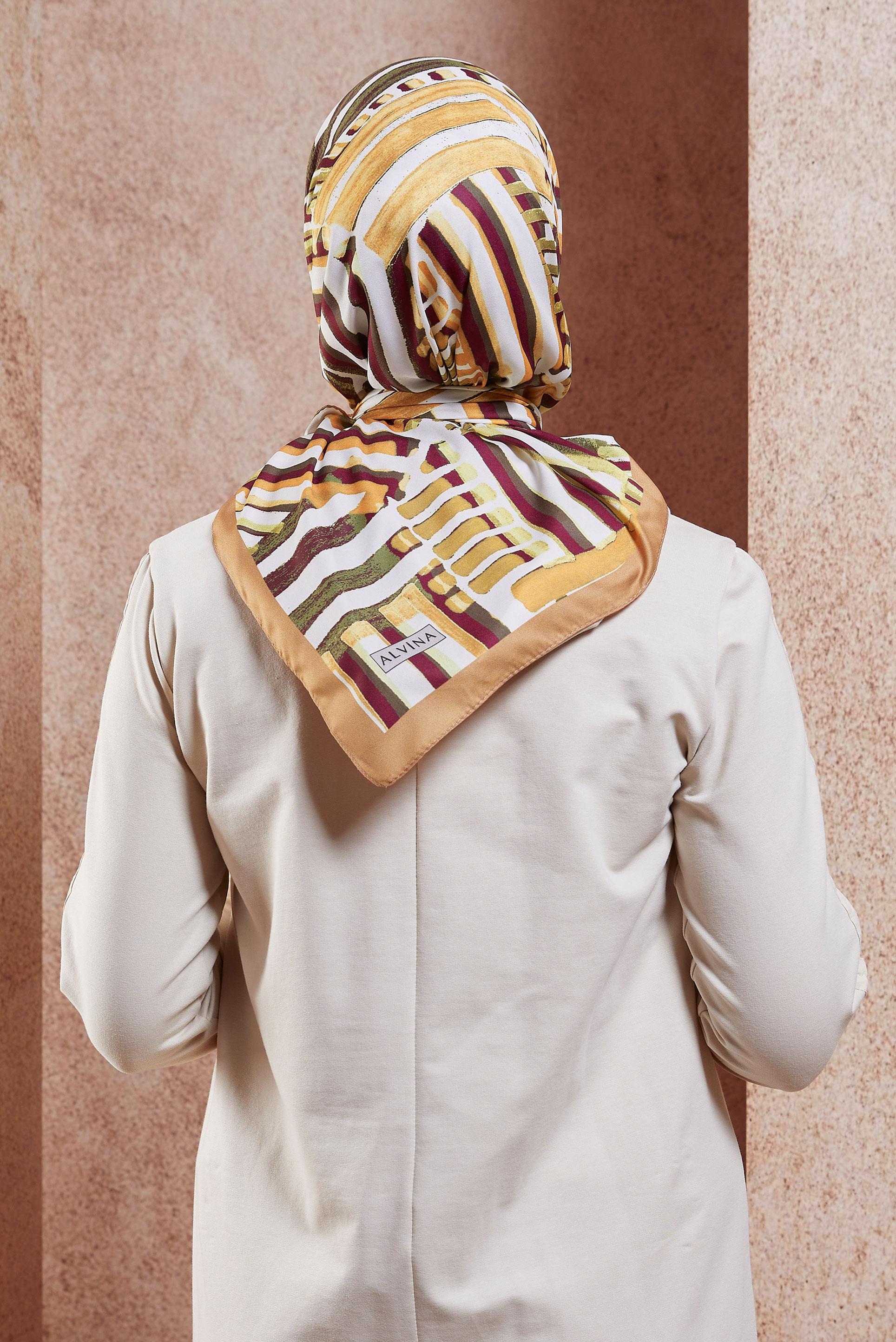 Tesettür giyim SARI ALVİNA ÇUBUK DESEN EŞARP 8425