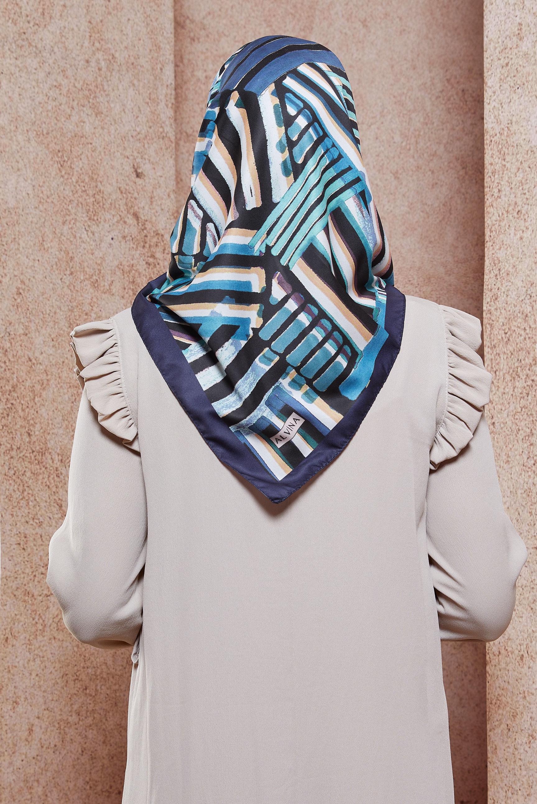 Tesettür giyim LACİVERT ALVİNA ÇUBUK DESEN EŞARP 8425