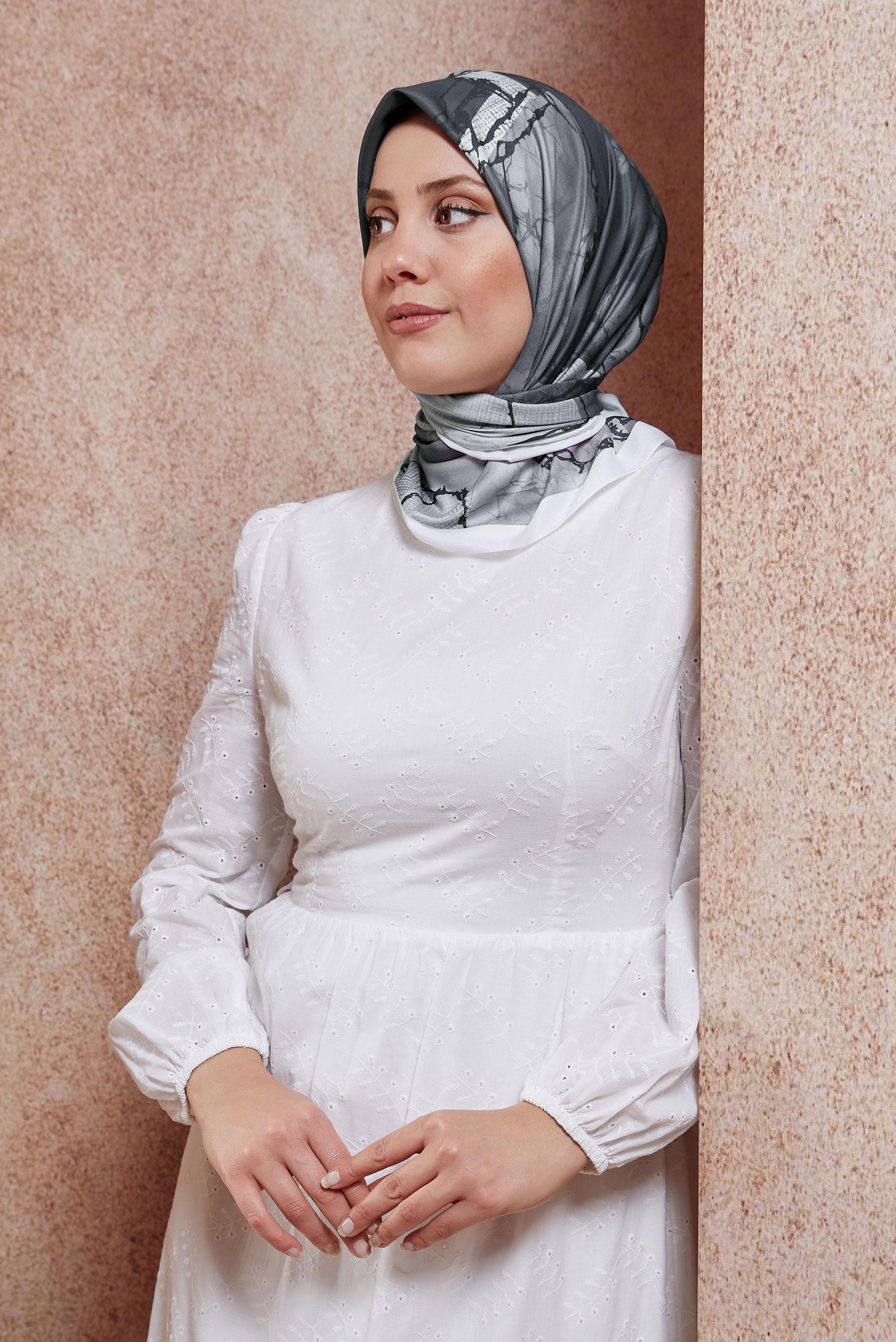 Tesettür giyim GRİ ALVİNA MERMER DESEN EŞARP 8426