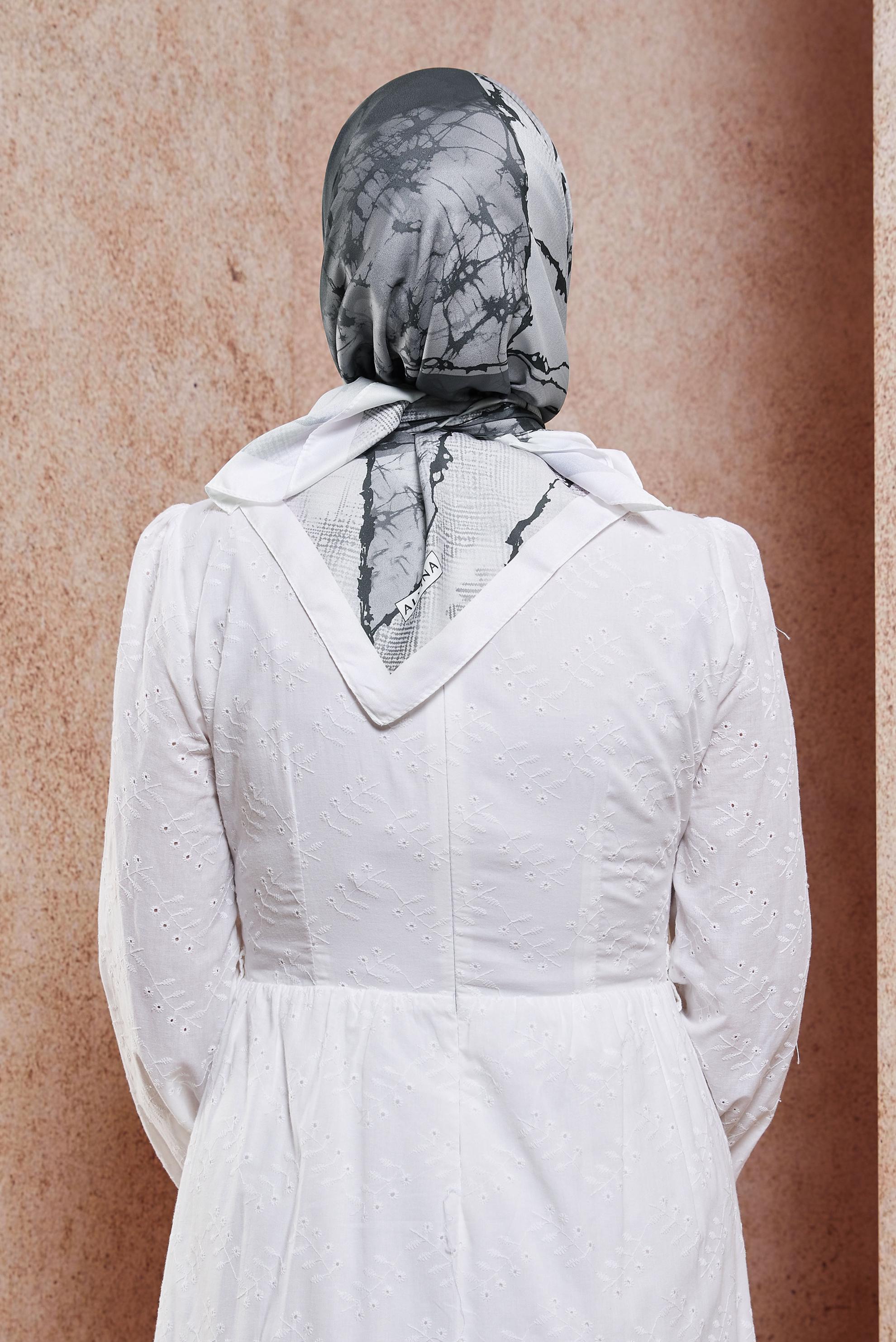 Tesettür giyim GRİ ALVİNA MERMER DESEN EŞARP 8426