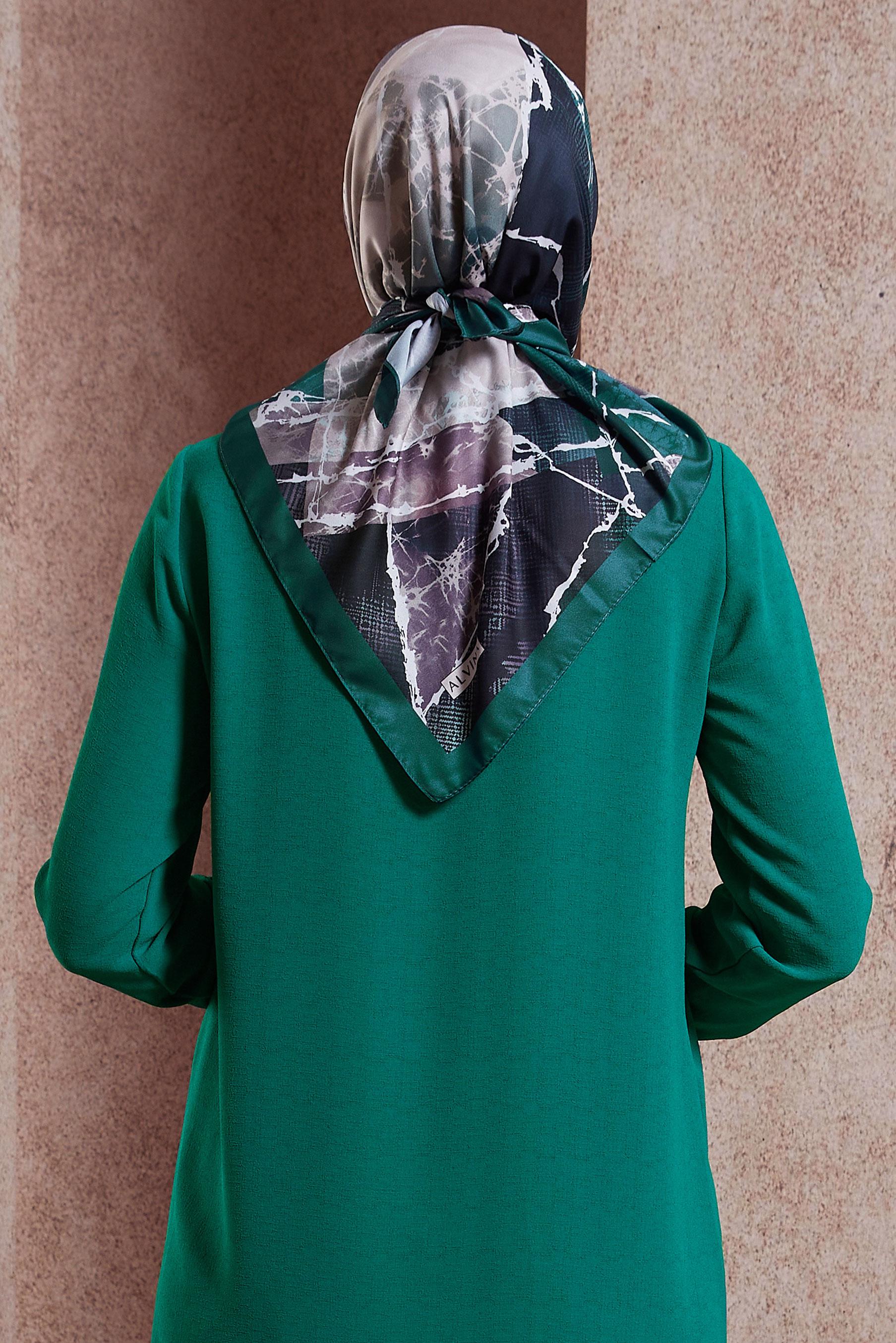 Tesettür giyim YEŞİL ALVİNA MERMER DESEN EŞARP 8426