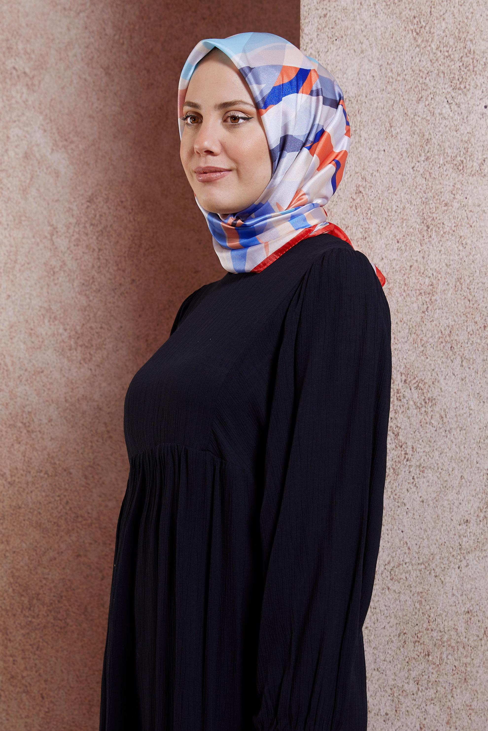 Tesettür giyim KIRMIZI ALVİNA DESENLİ EŞARP 8429