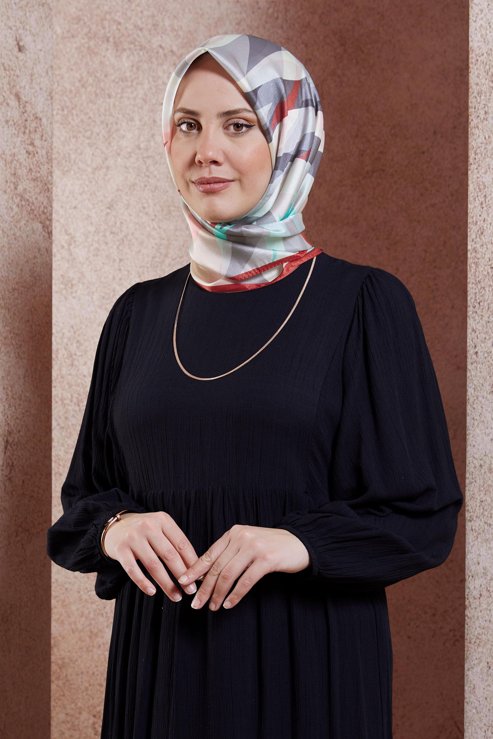 Tesettür giyim BORDO ALVİNA DESENLİ EŞARP 8429