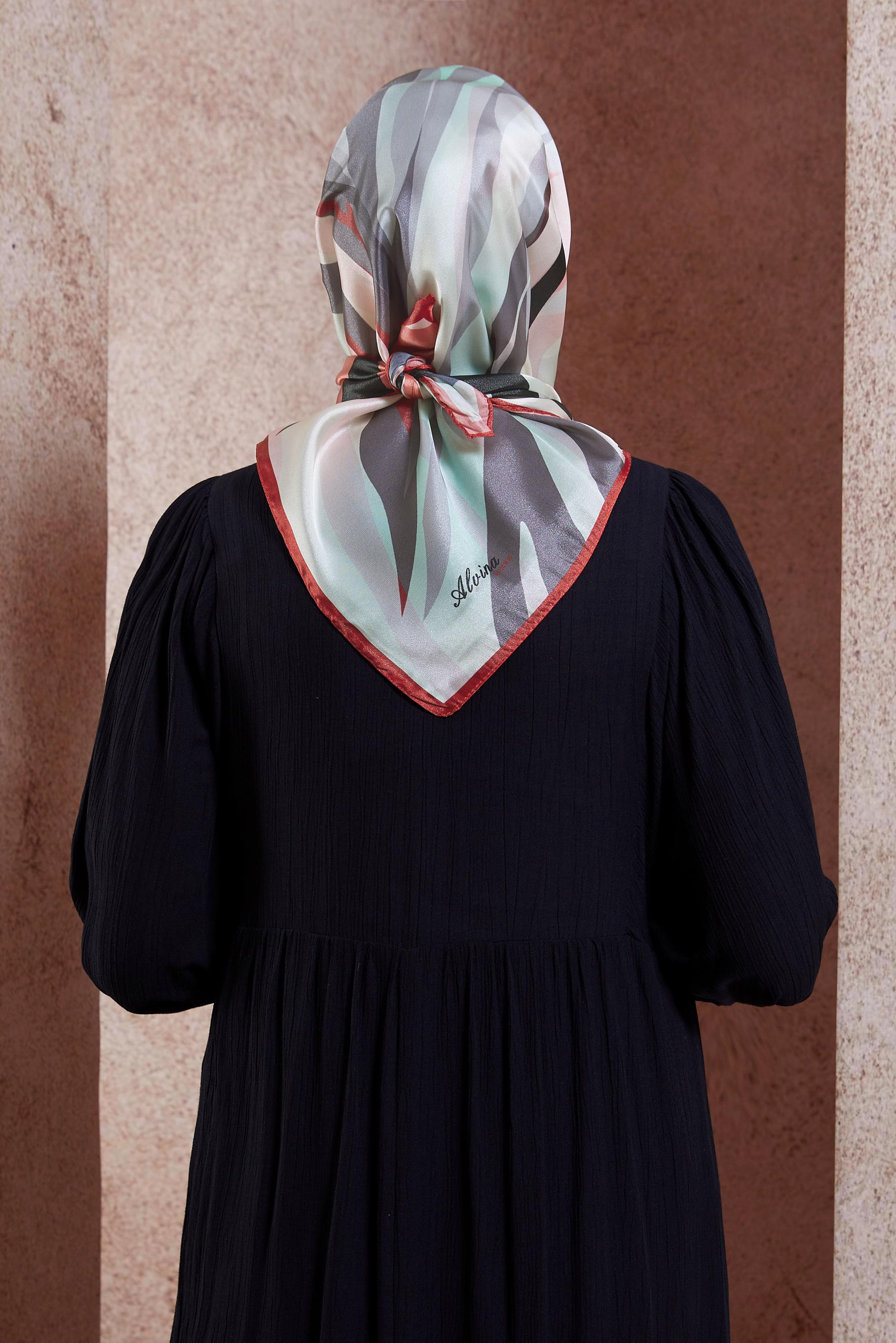 Tesettür giyim BORDO ALVİNA DESENLİ EŞARP 8429