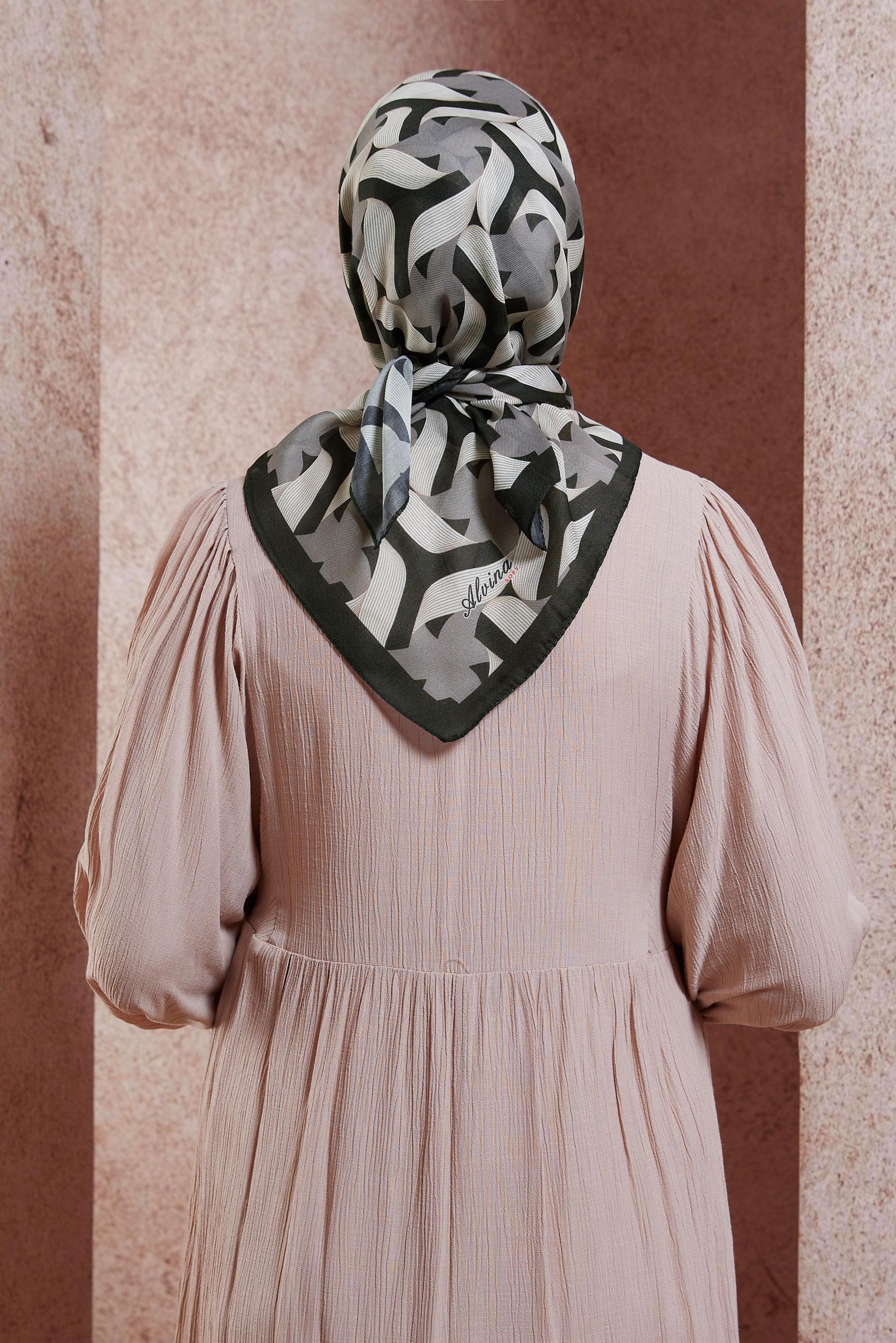 Tesettür giyim SİYAH ALVİNA DESENLİ EŞARP 8430