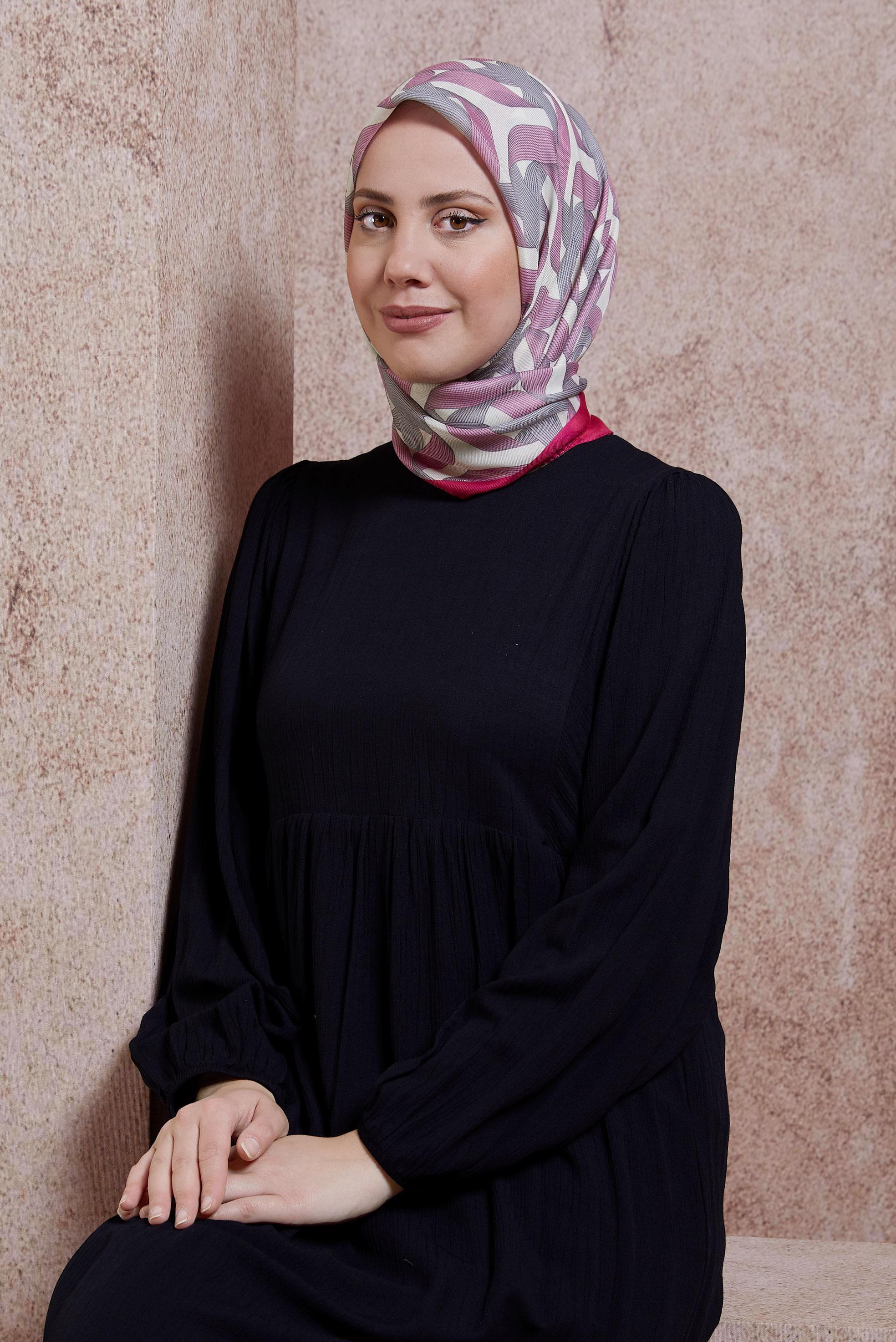 Tesettür giyim PEMBE ALVİNA DESENLİ EŞARP 8430