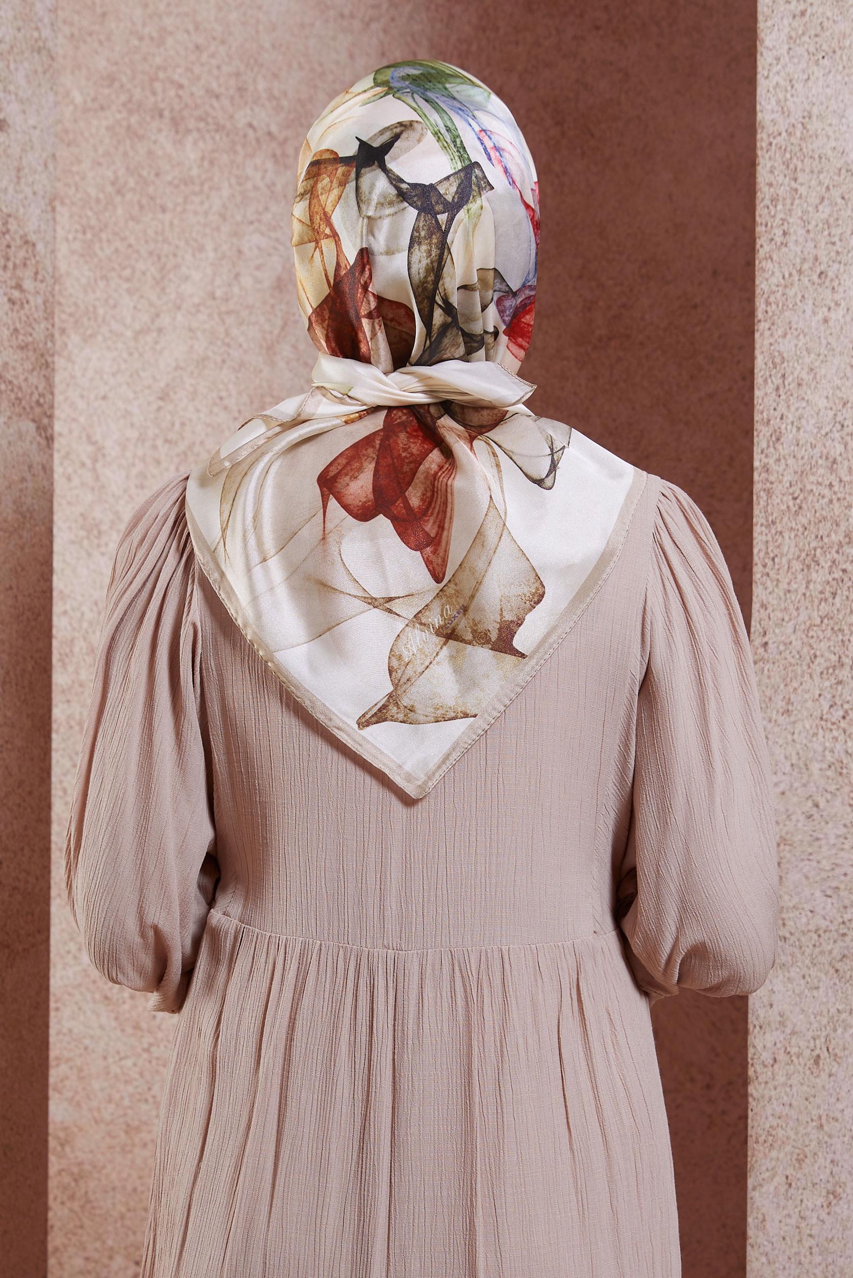 Tesettür giyim BEJ ALVİNA DESENLİ EŞARP 8431