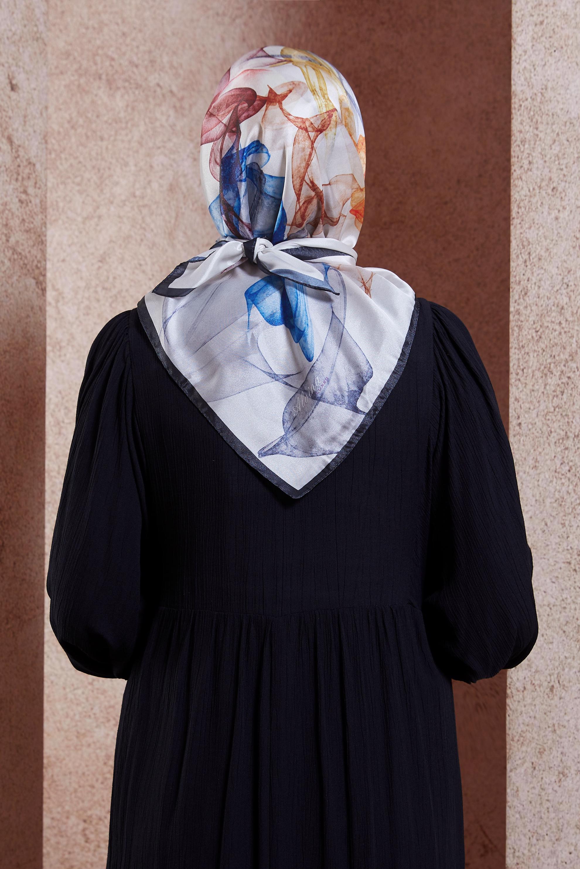 Tesettür giyim LACİVERT ALVİNA DESENLİ EŞARP 8431