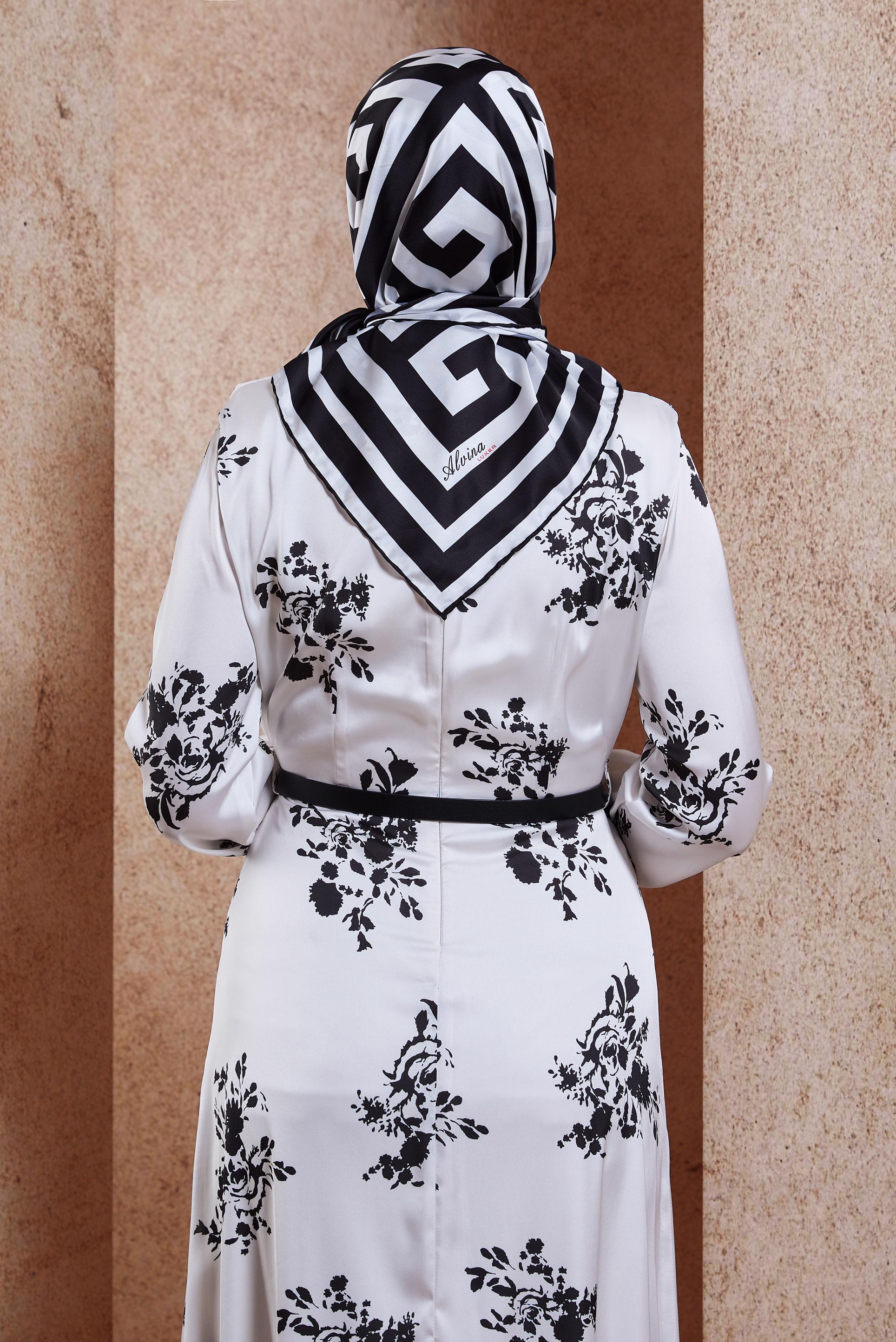 Tesettür giyim SİYAH ALVİNA DESENLİ EŞARP 8432