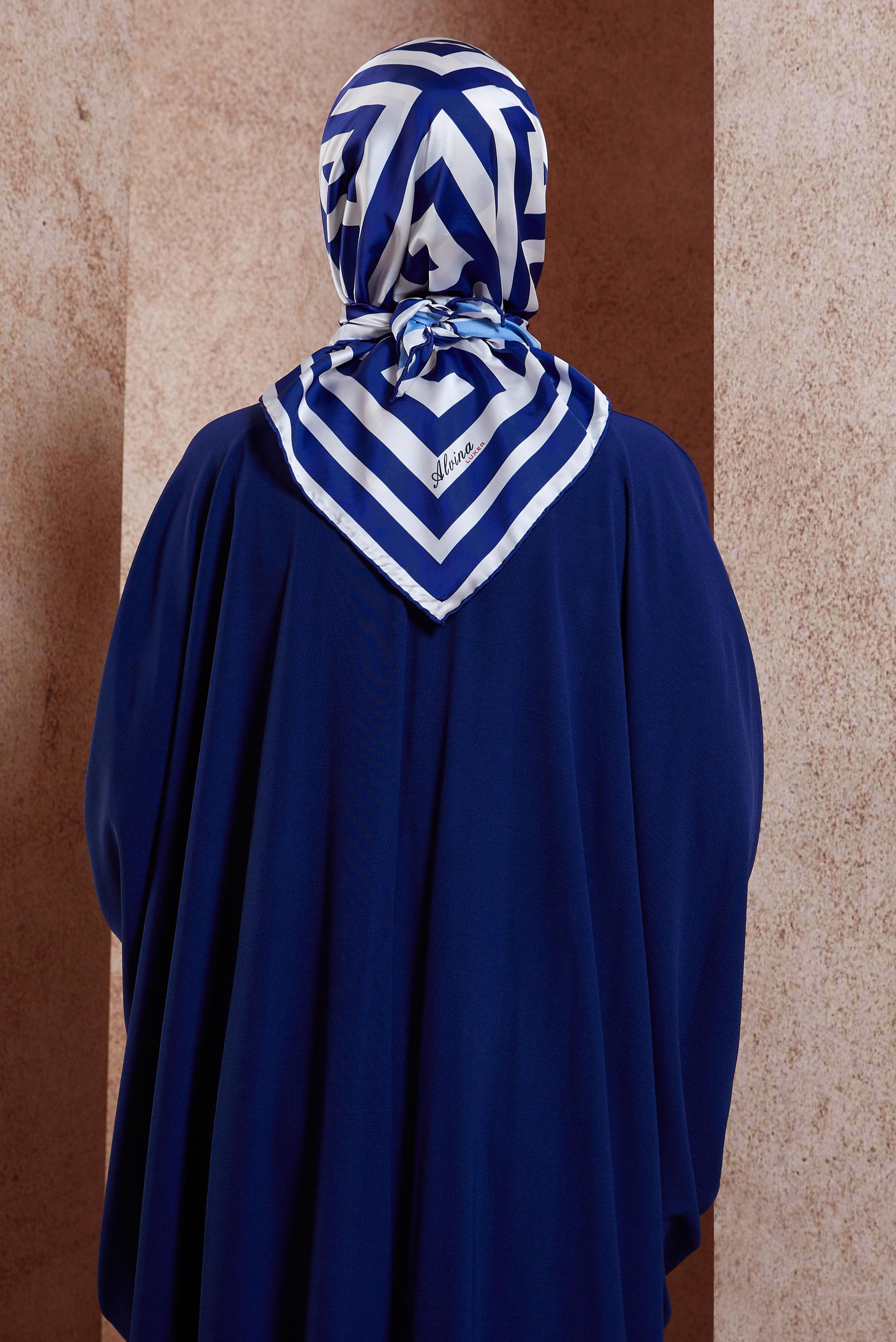 Tesettür giyim LACİVERT ALVİNA DESENLİ EŞARP 8432