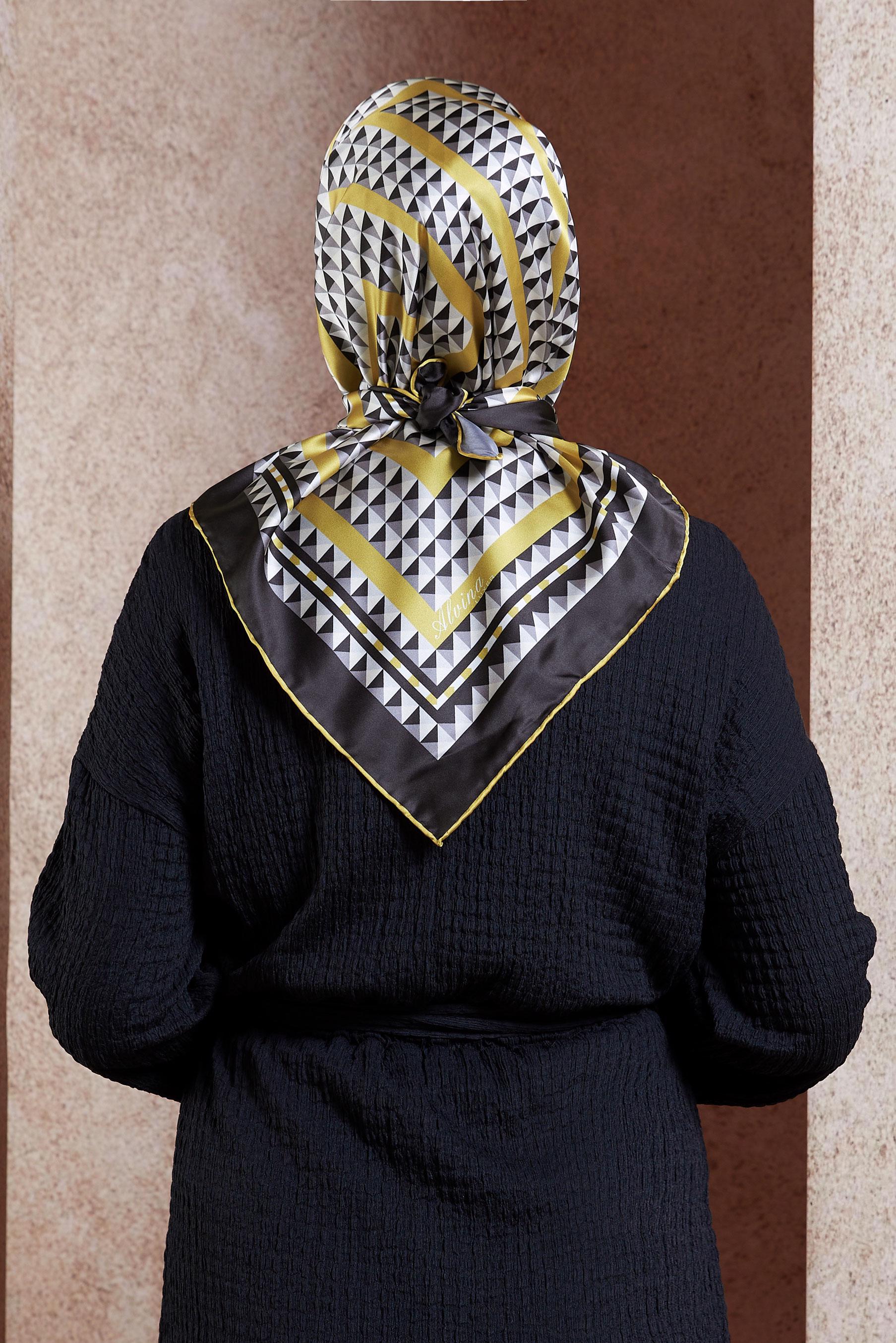 Tesettür giyim ALTIN ALVİNA DESENLİ EŞARP 8433