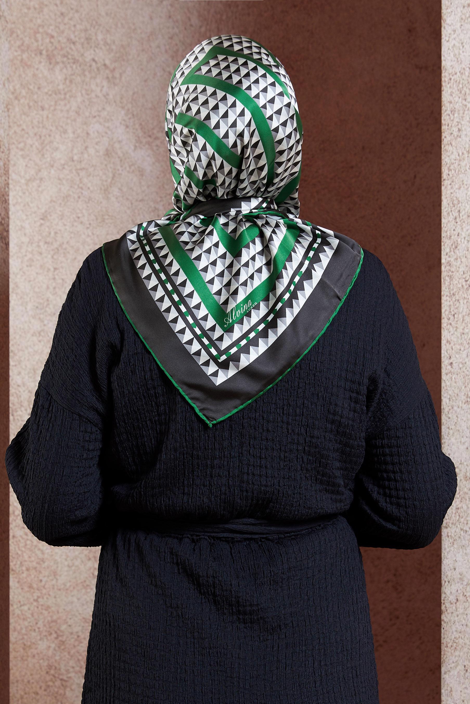 Tesettür giyim YEŞİL ALVİNA DESENLİ EŞARP 8433