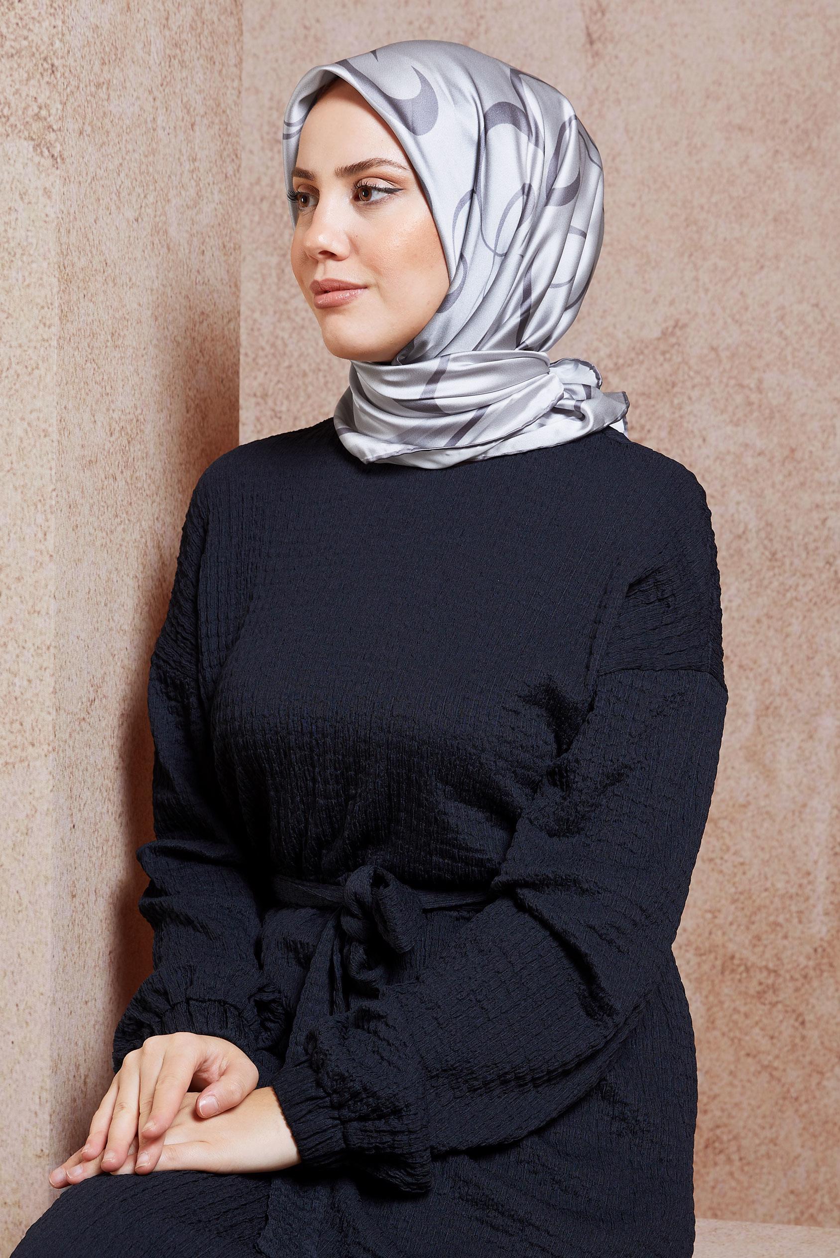 Tesettür giyim GÜMÜŞ ALVİNA DESENLİ EŞARP 8434