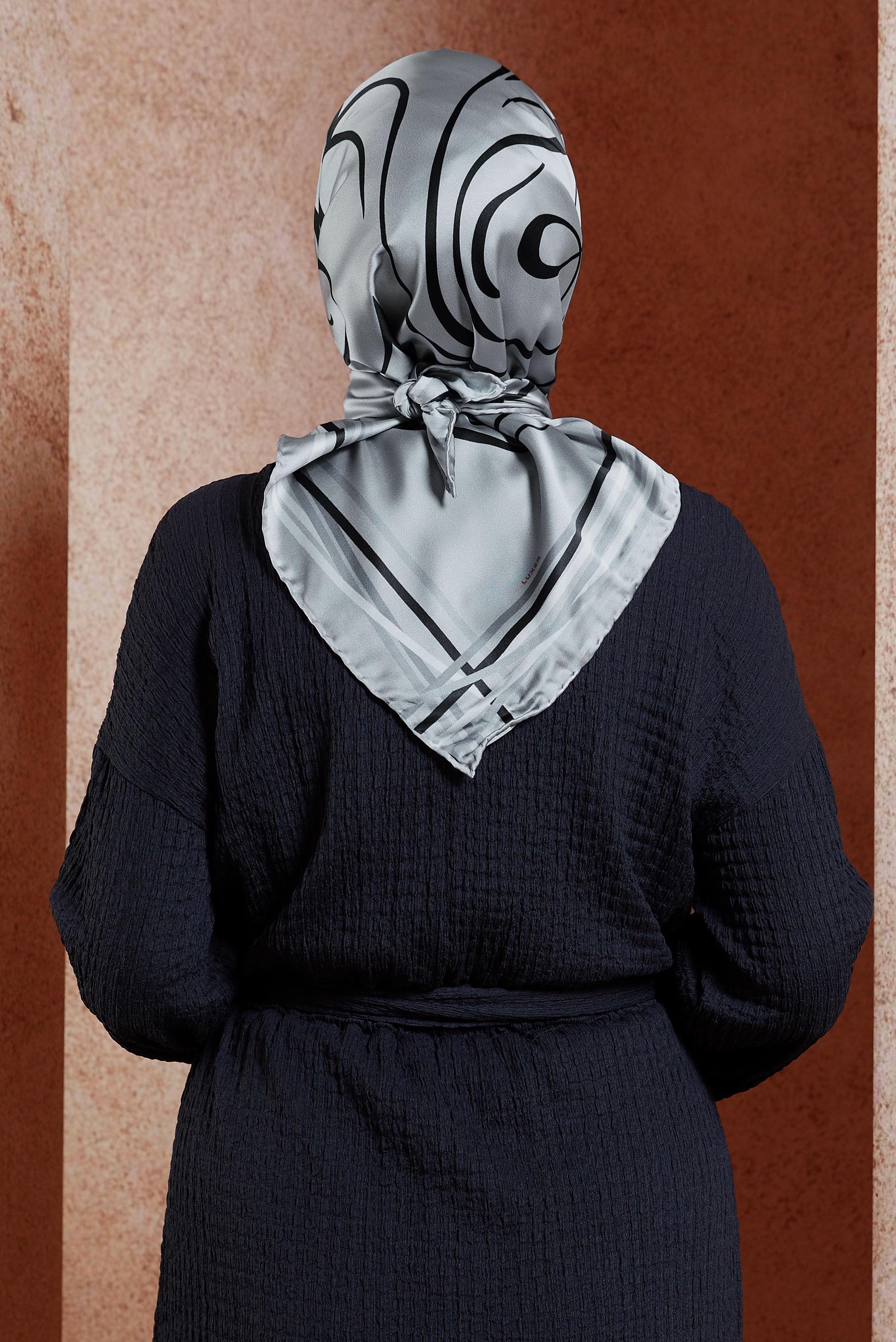 Tesettür giyim GRİ ALVİNA DESENLİ EŞARP 8434