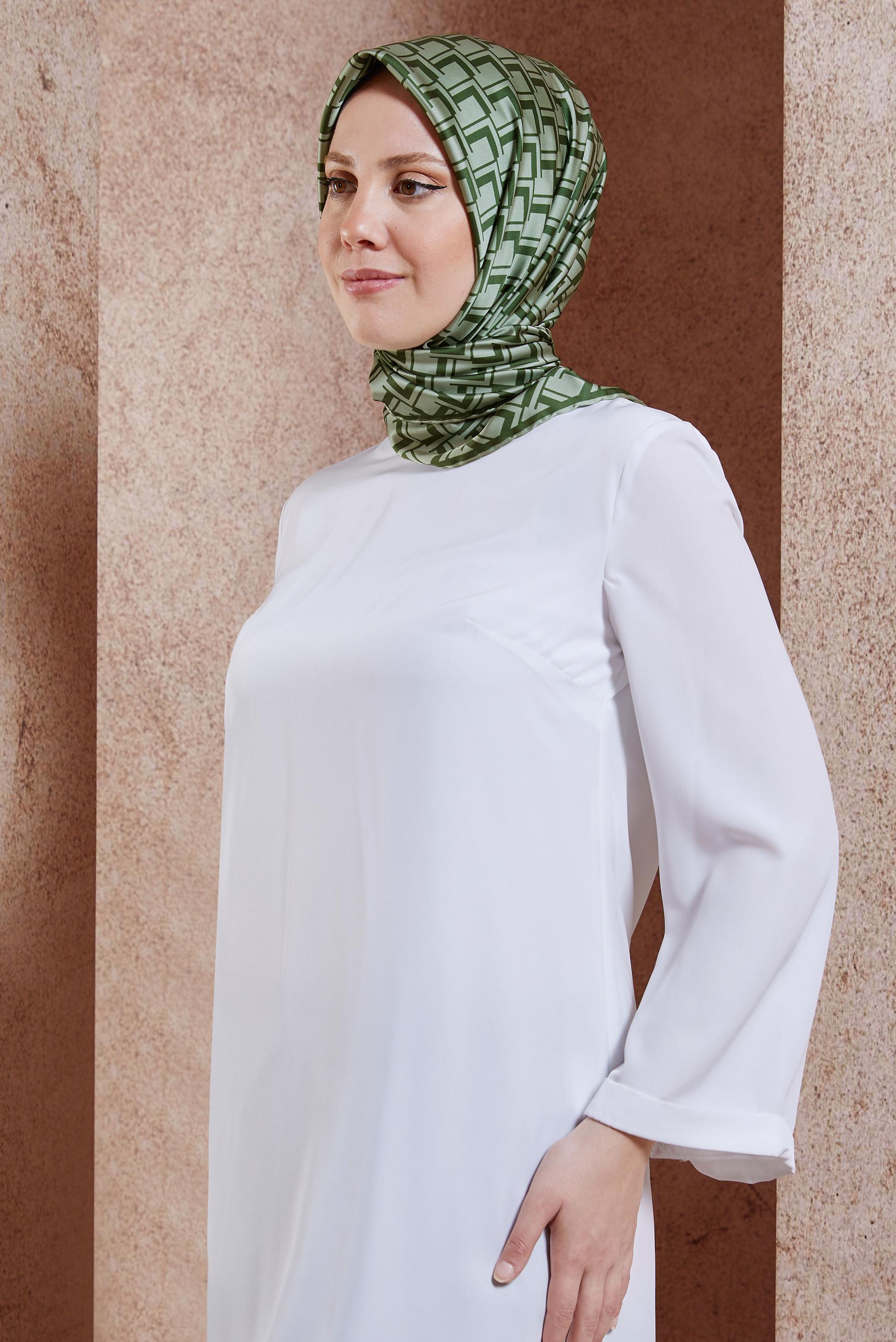 Tesettür giyim YEŞİL ALVİNA DESENLİ EŞARP 8435