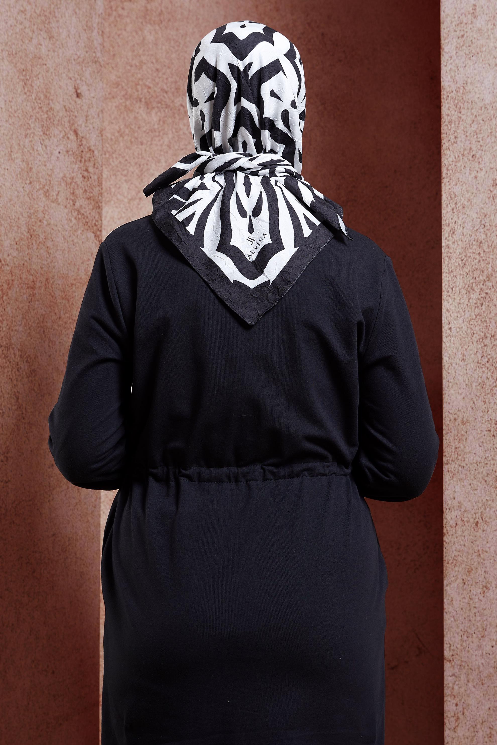 Tesettür giyim SİYAH ALVİNA DESENLİ EŞARP 8439