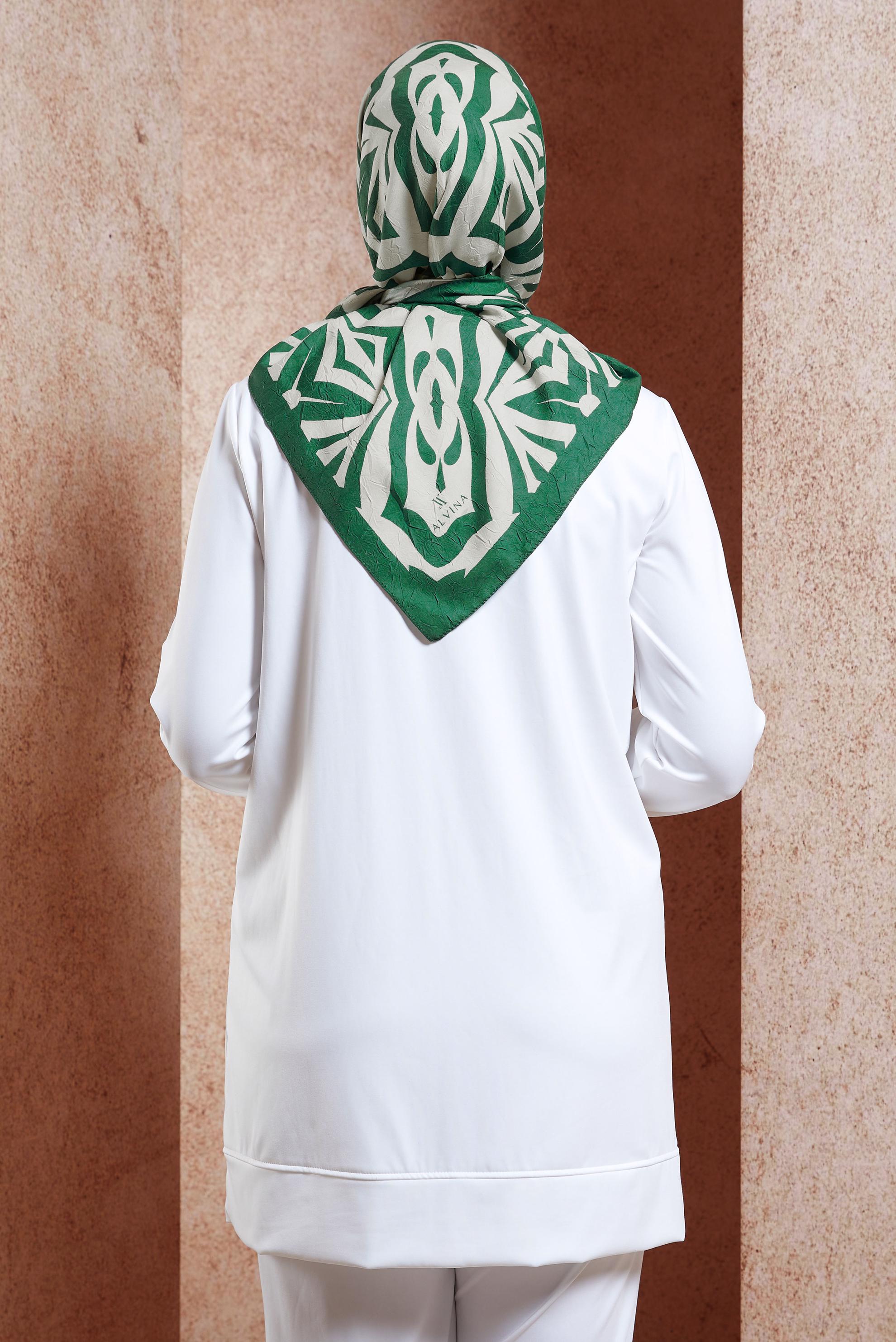 Tesettür giyim YEŞİL ALVİNA DESENLİ EŞARP 8439