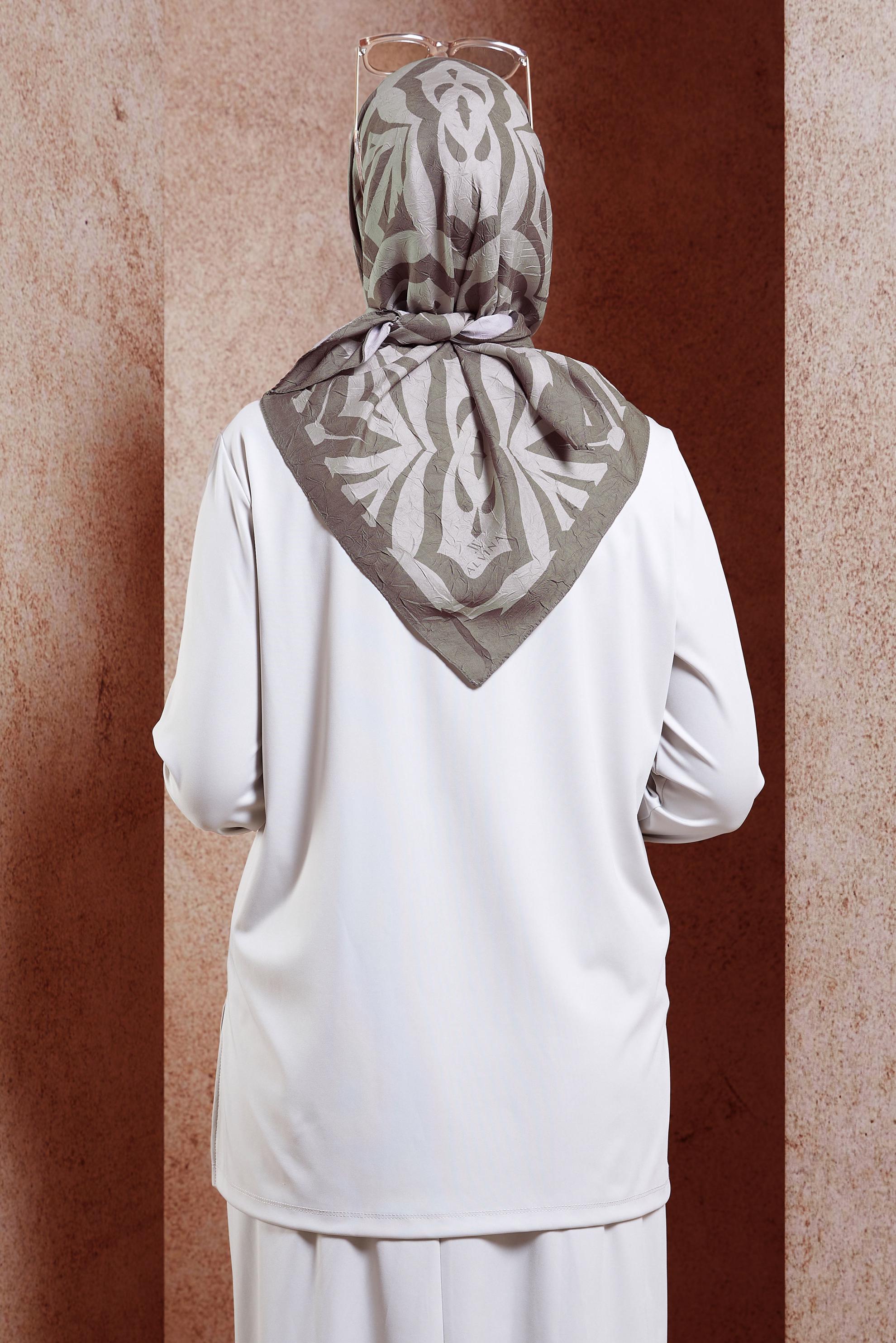 Tesettür giyim VİZON ALVİNA DESENLİ EŞARP 8439