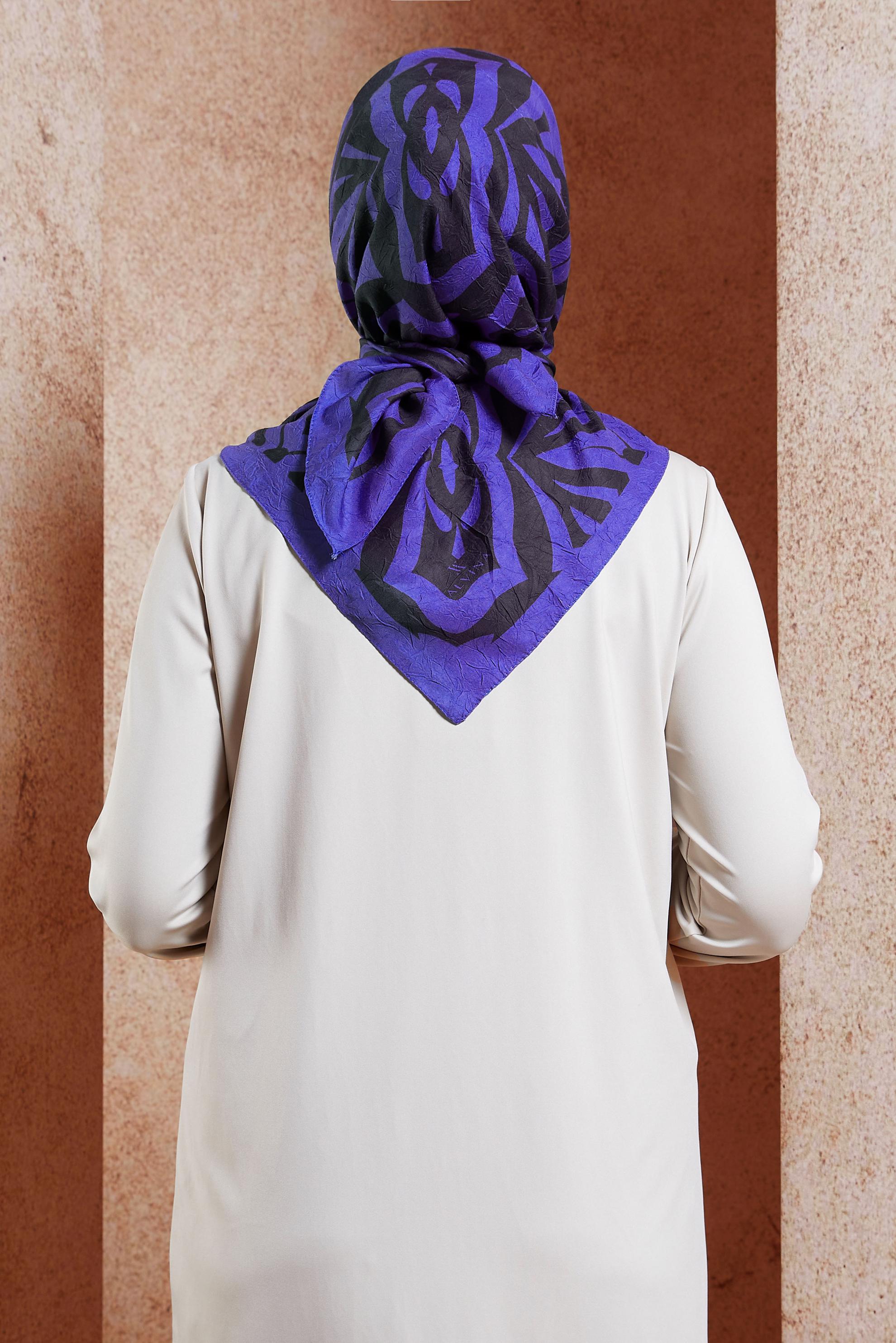 Tesettür giyim LACİVERT ALVİNA DESENLİ EŞARP 8439