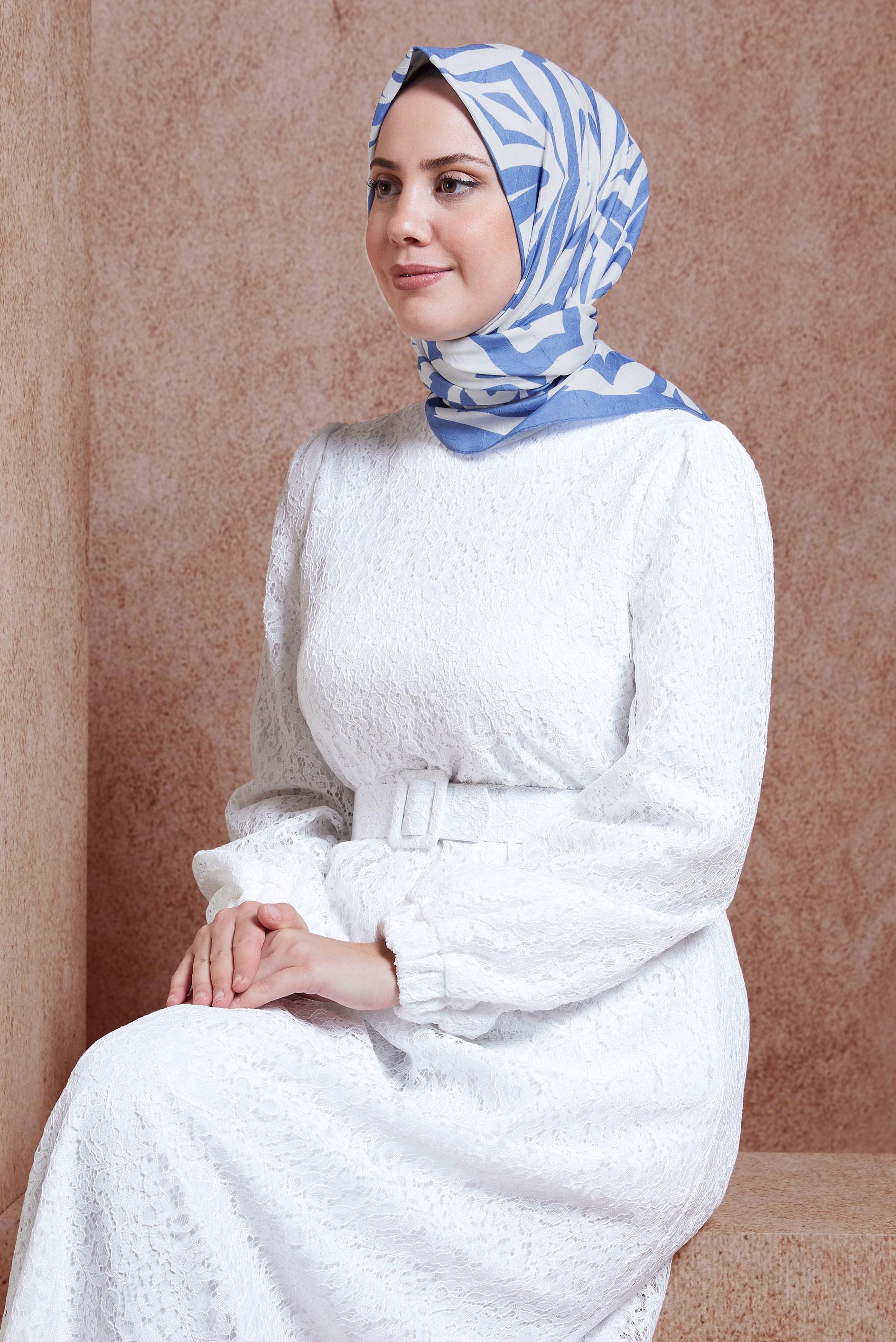 Tesettür giyim MAVİ ALVİNA DESENLİ EŞARP 8439