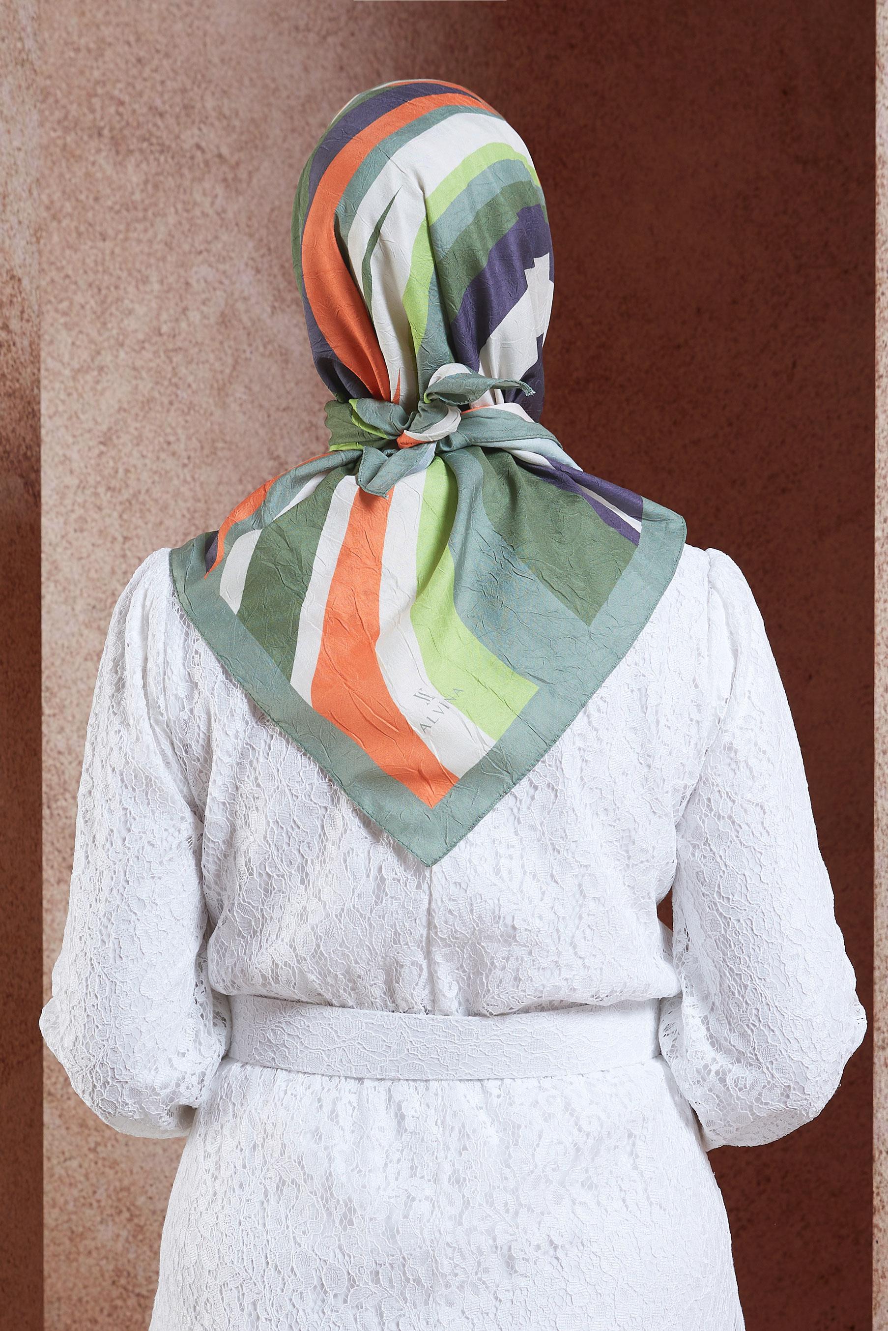 Tesettür giyim HAKİ ALVİNA GEOMETRİK DESEN EŞARP 8440 