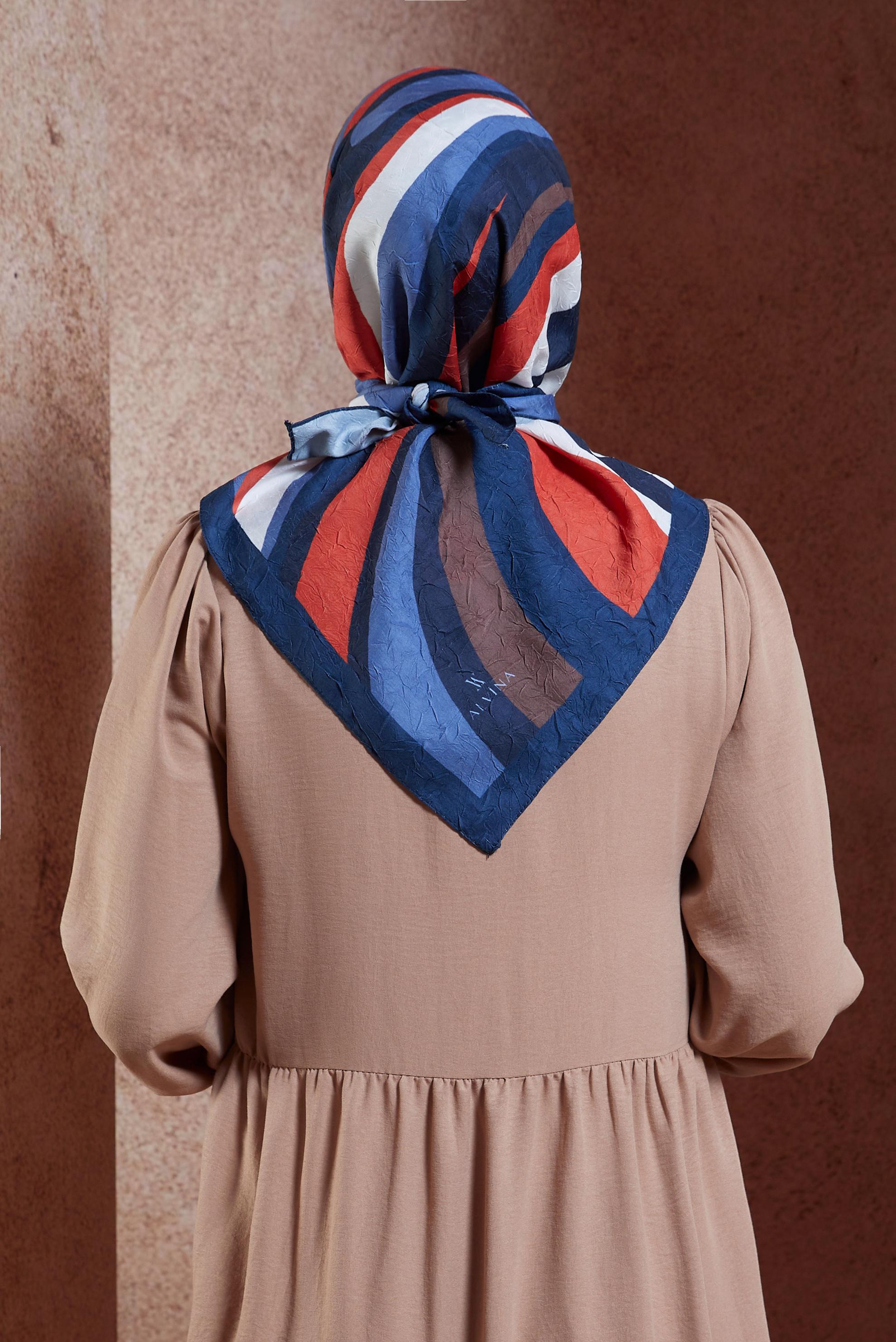 Tesettür giyim LACİVERT ALVİNA GEOMETRİK DESEN EŞARP 8440 