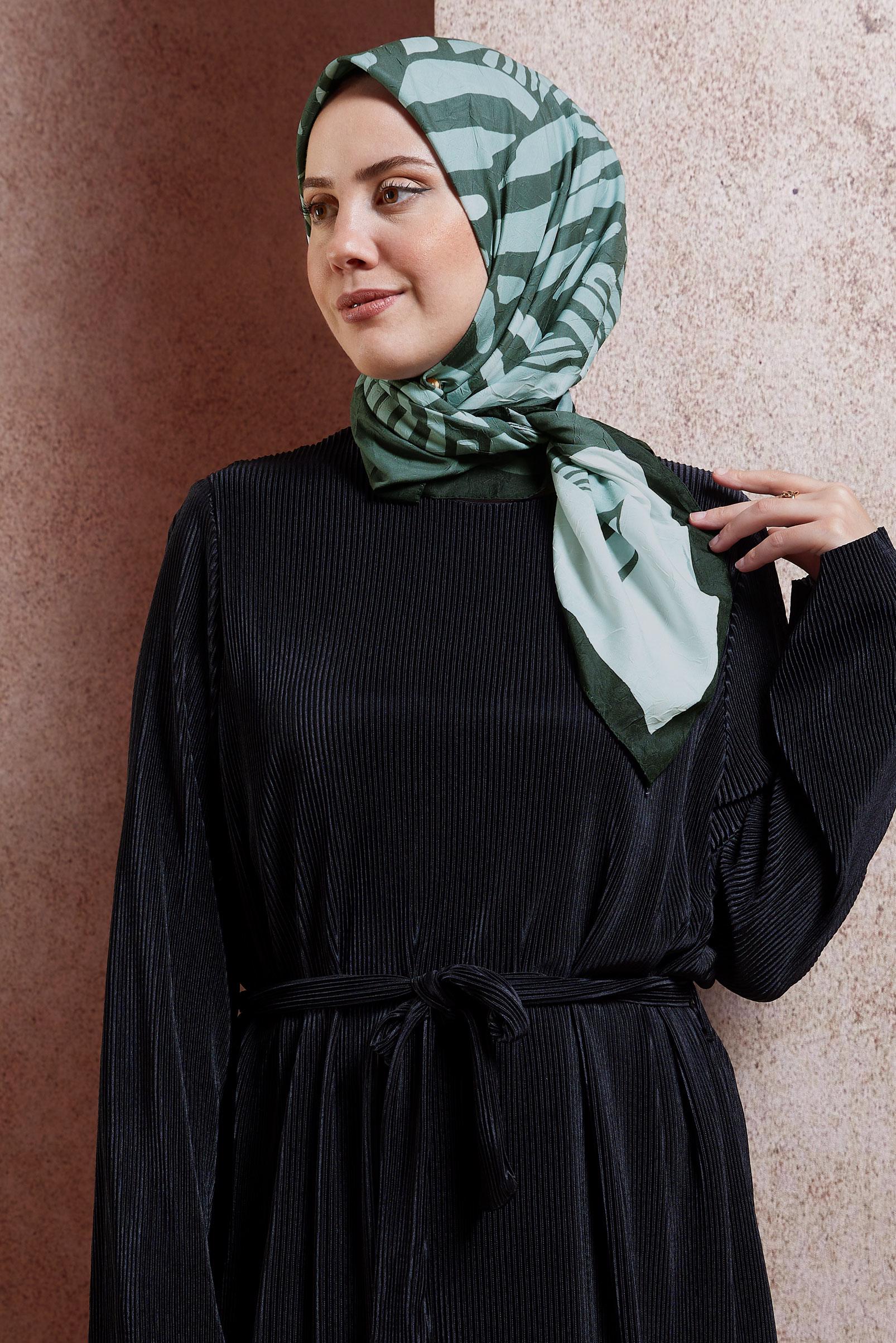 Tesettür giyim GRİ ALVİNA DESENLİ EŞARP 8441