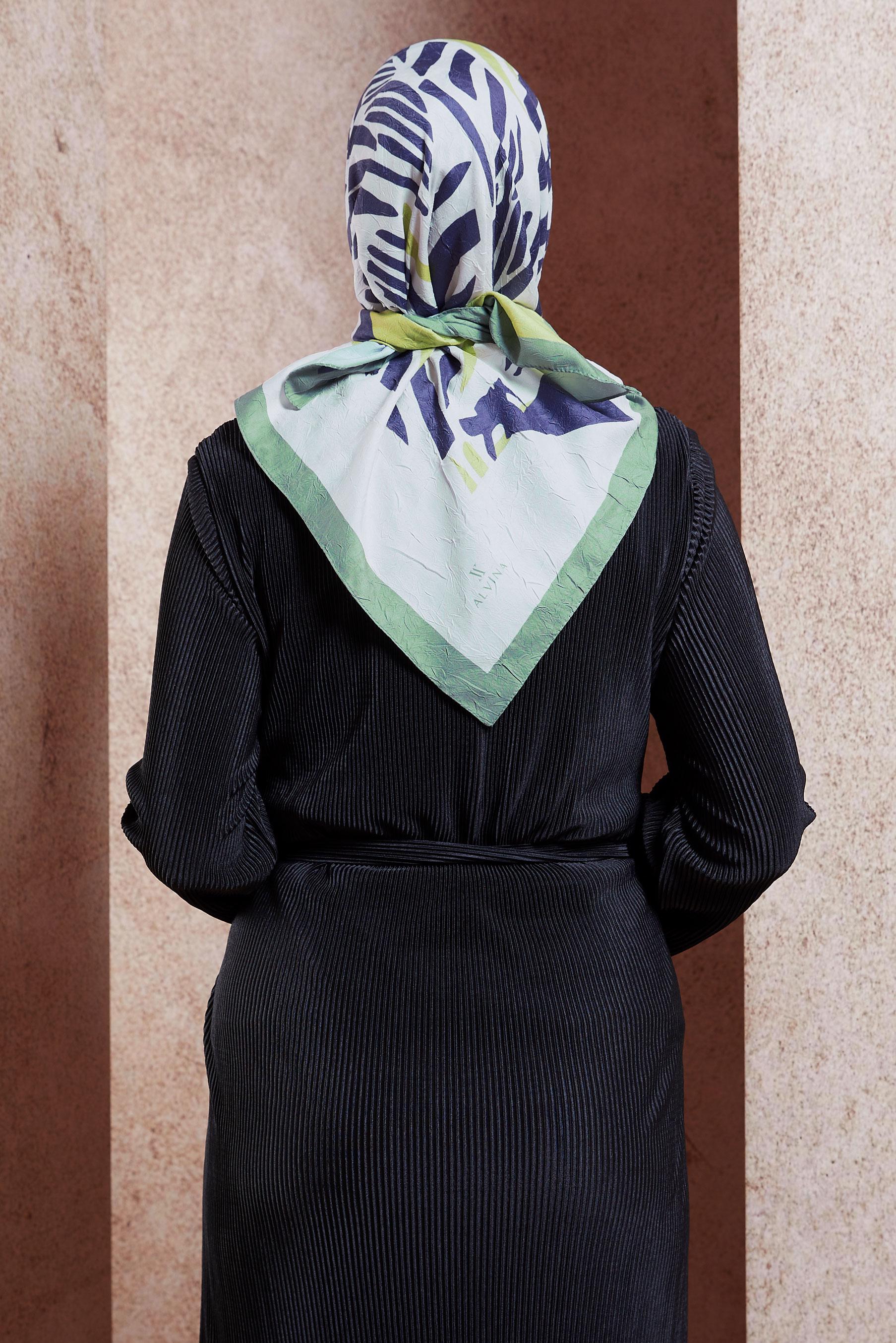 Tesettür giyim YEŞİL ALVİNA DESENLİ EŞARP 8441