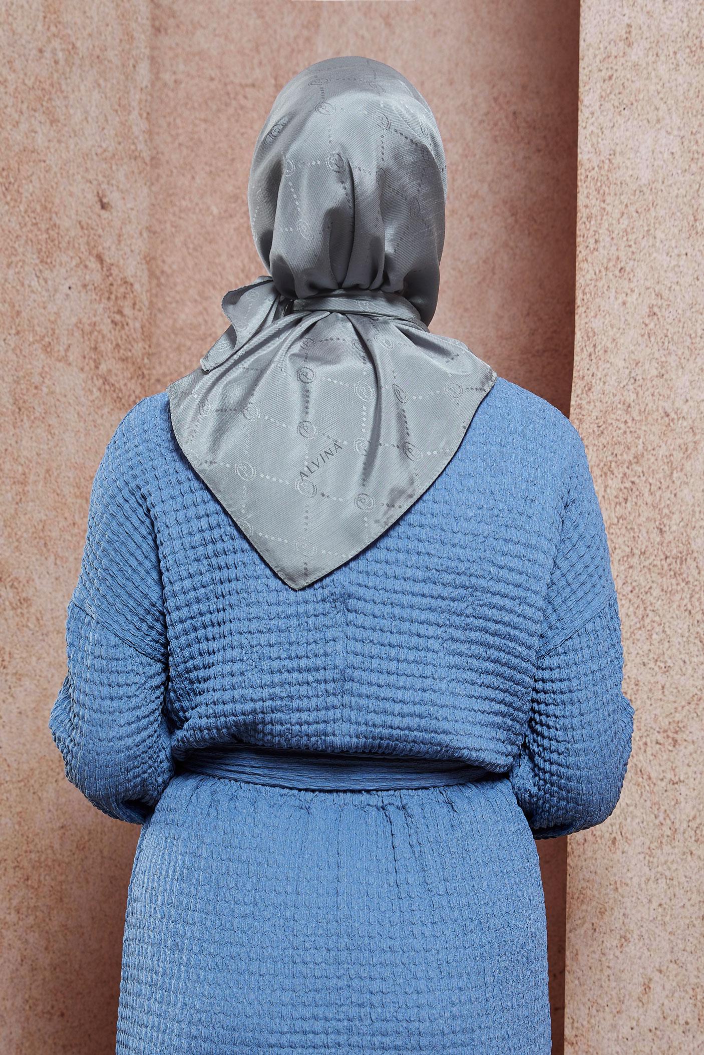 Tesettür giyim GRİ ALVİNA MONOGRAM EŞARP 8442