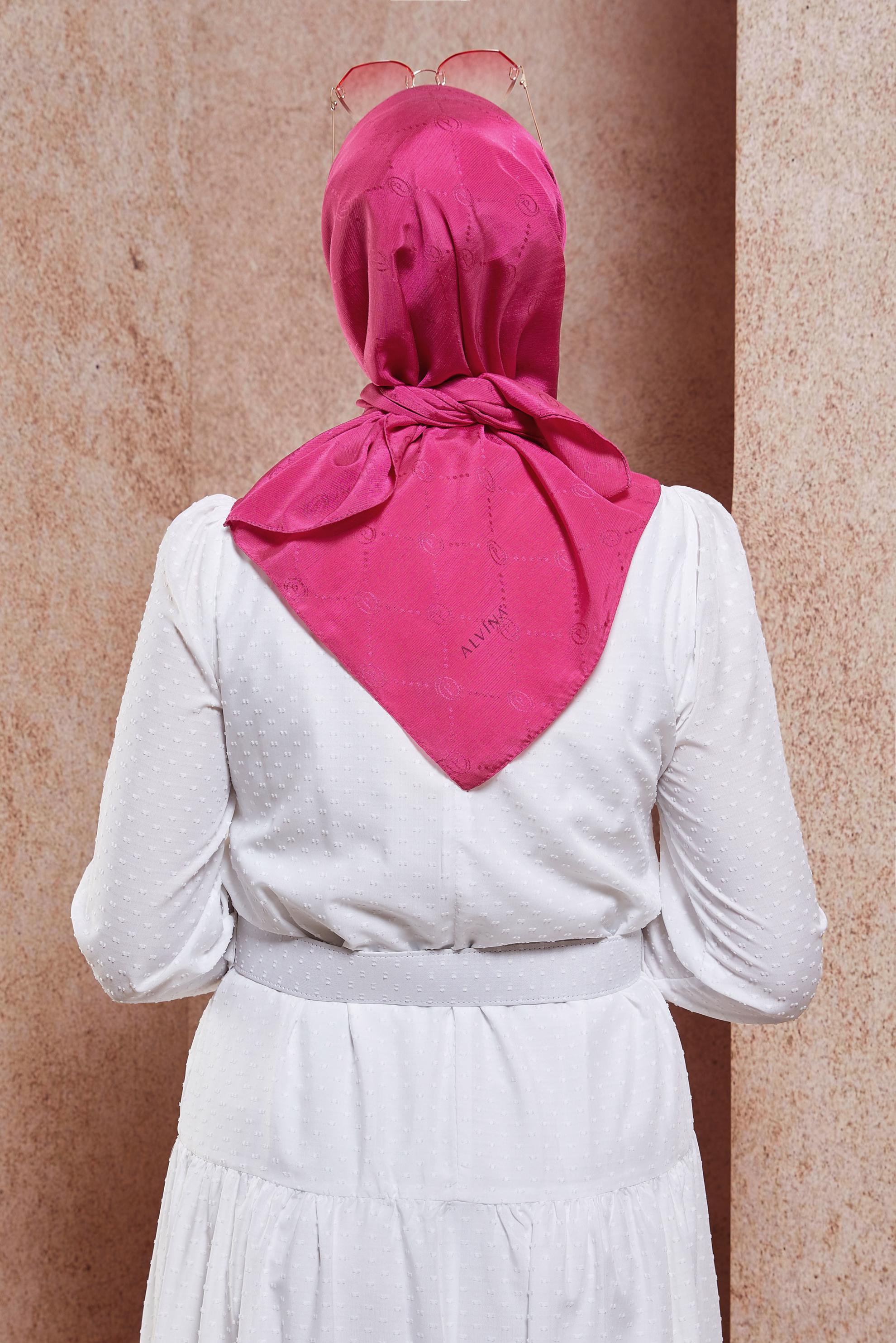 Tesettür giyim FUŞYA ALVİNA MONOGRAM EŞARP 8442