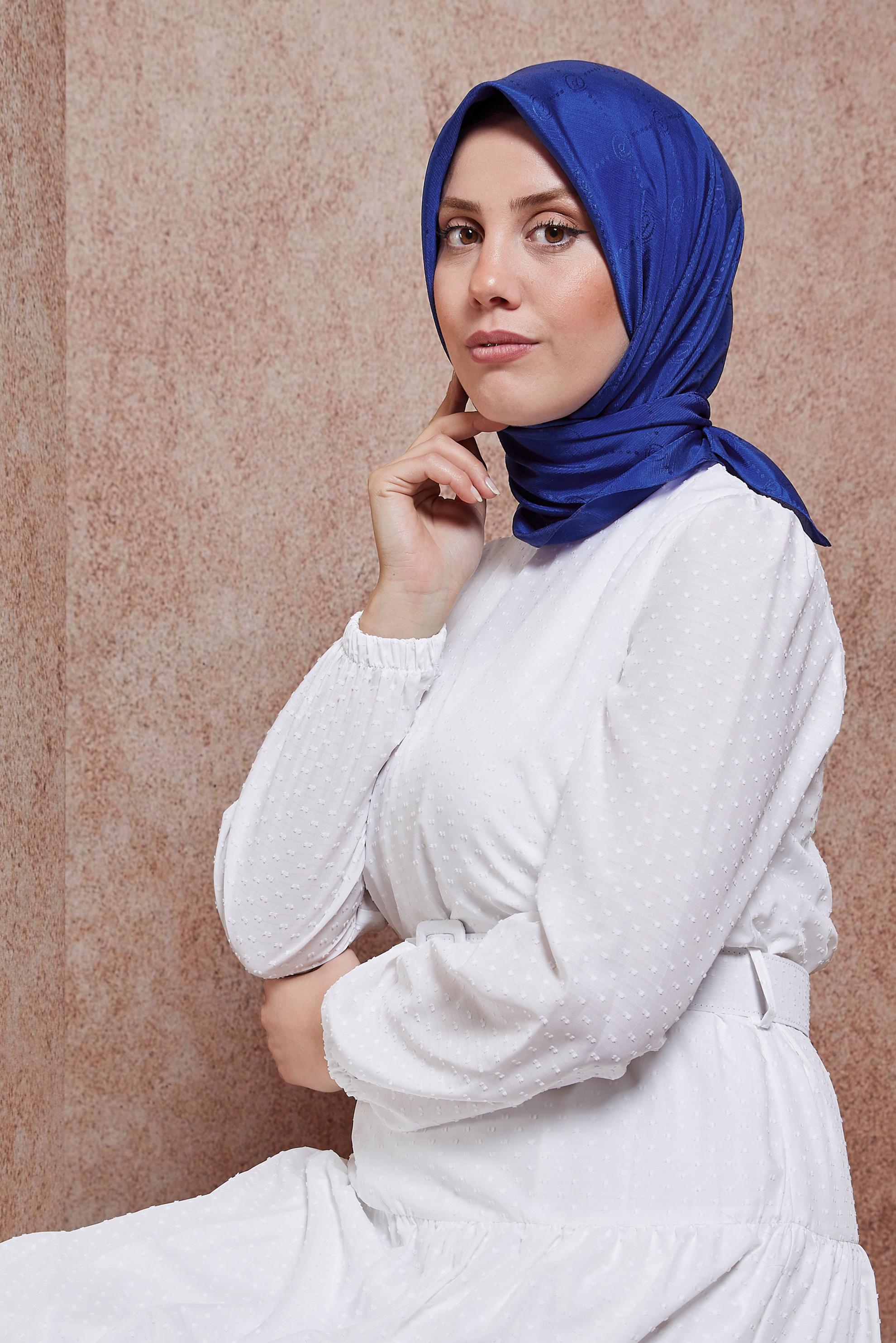 Tesettür giyim LACİVERT ALVİNA MONOGRAM EŞARP 8442