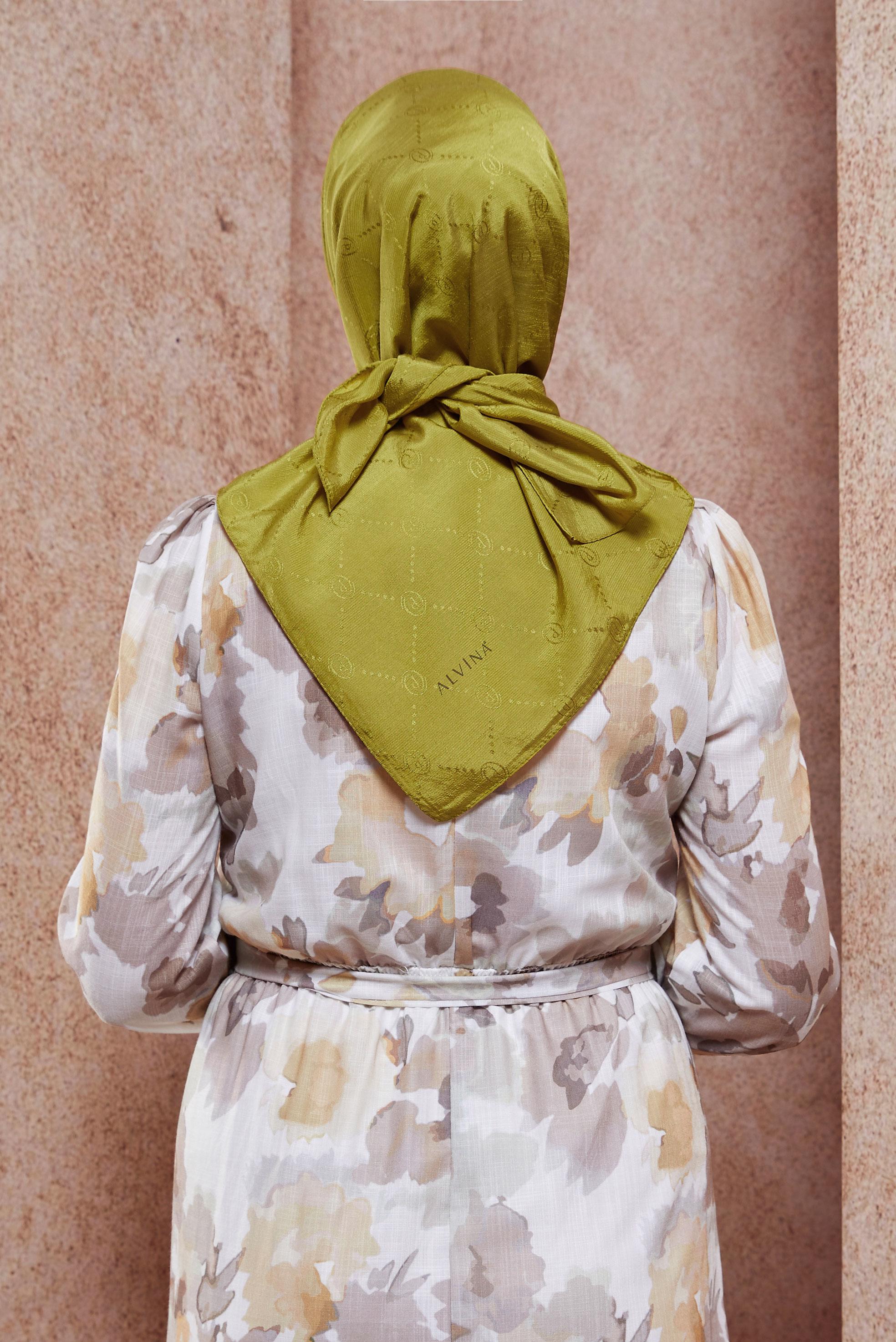 Tesettür giyim YEŞİL ALVİNA MONOGRAM EŞARP 8442