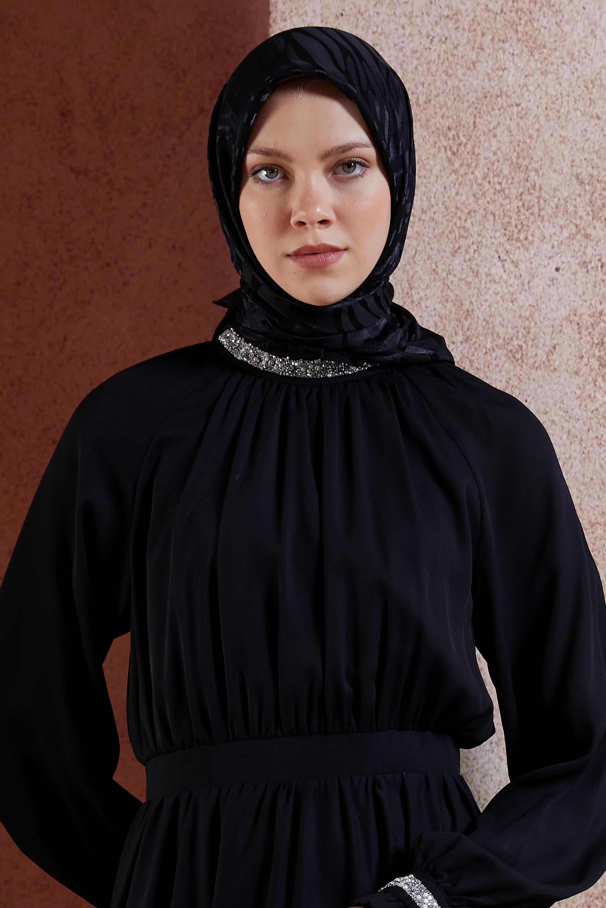 Tesettür giyim SİYAH ALVİNA ZEBRA DESEN JAKAR EŞARP 8454