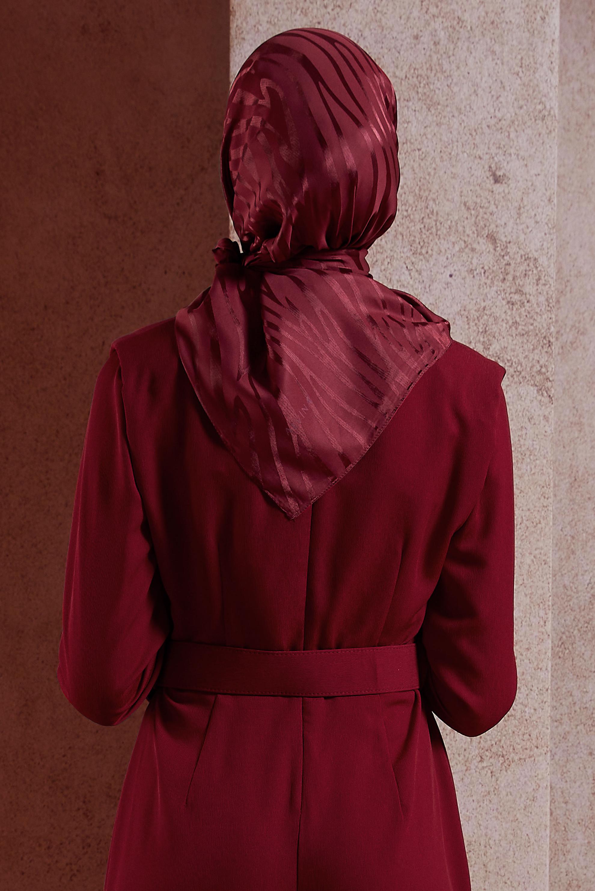 Tesettür giyim BORDO ALVİNA ZEBRA DESEN JAKAR EŞARP 8454