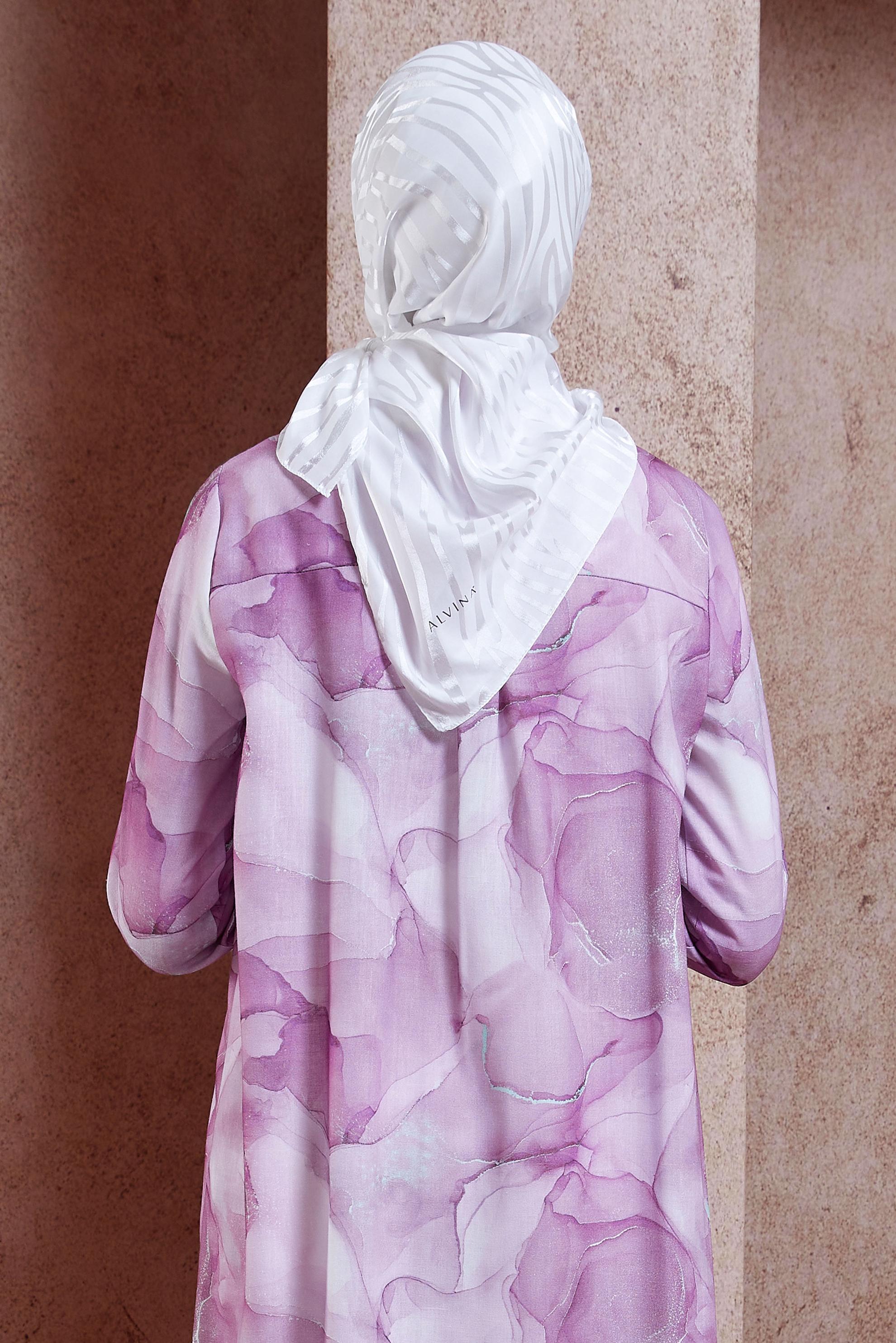 Tesettür giyim EKRU ALVİNA ZEBRA DESEN JAKAR EŞARP 8454